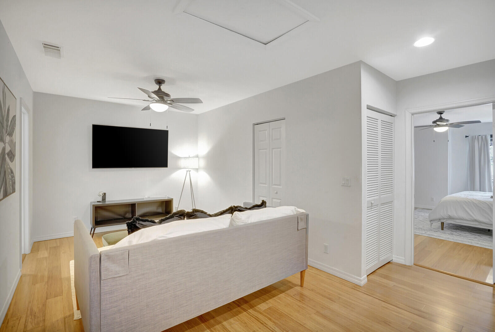 13428 Georgian Court