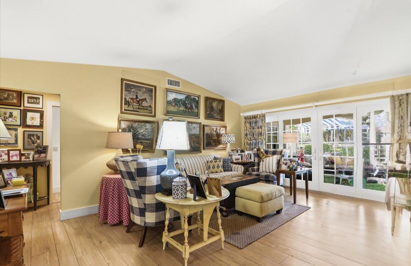 2465 Vista Del Prado Drive