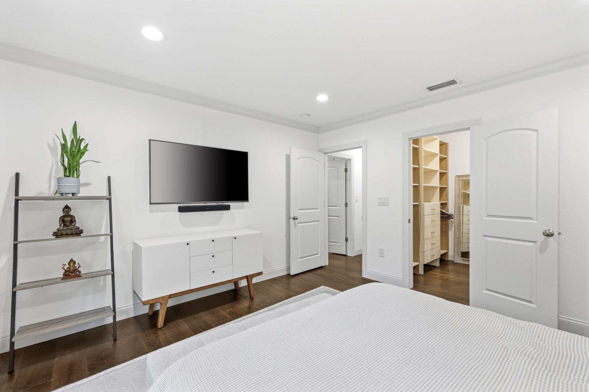2835 Polo Island Drive H104