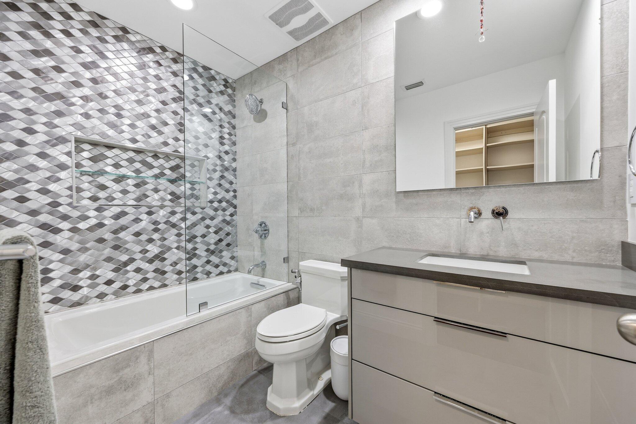 2835 Polo Island Drive H104