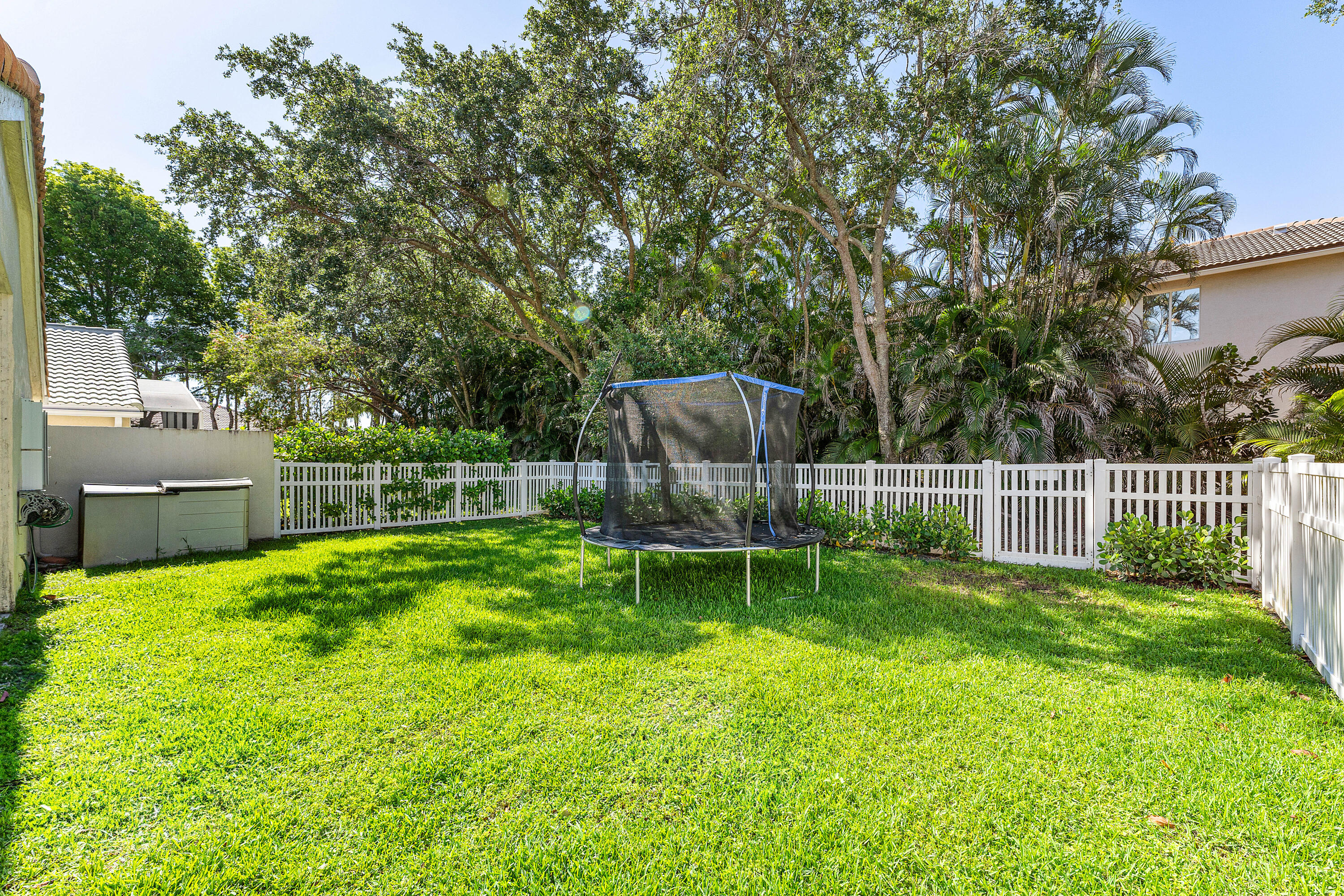 4245 Bluff Harbor Way