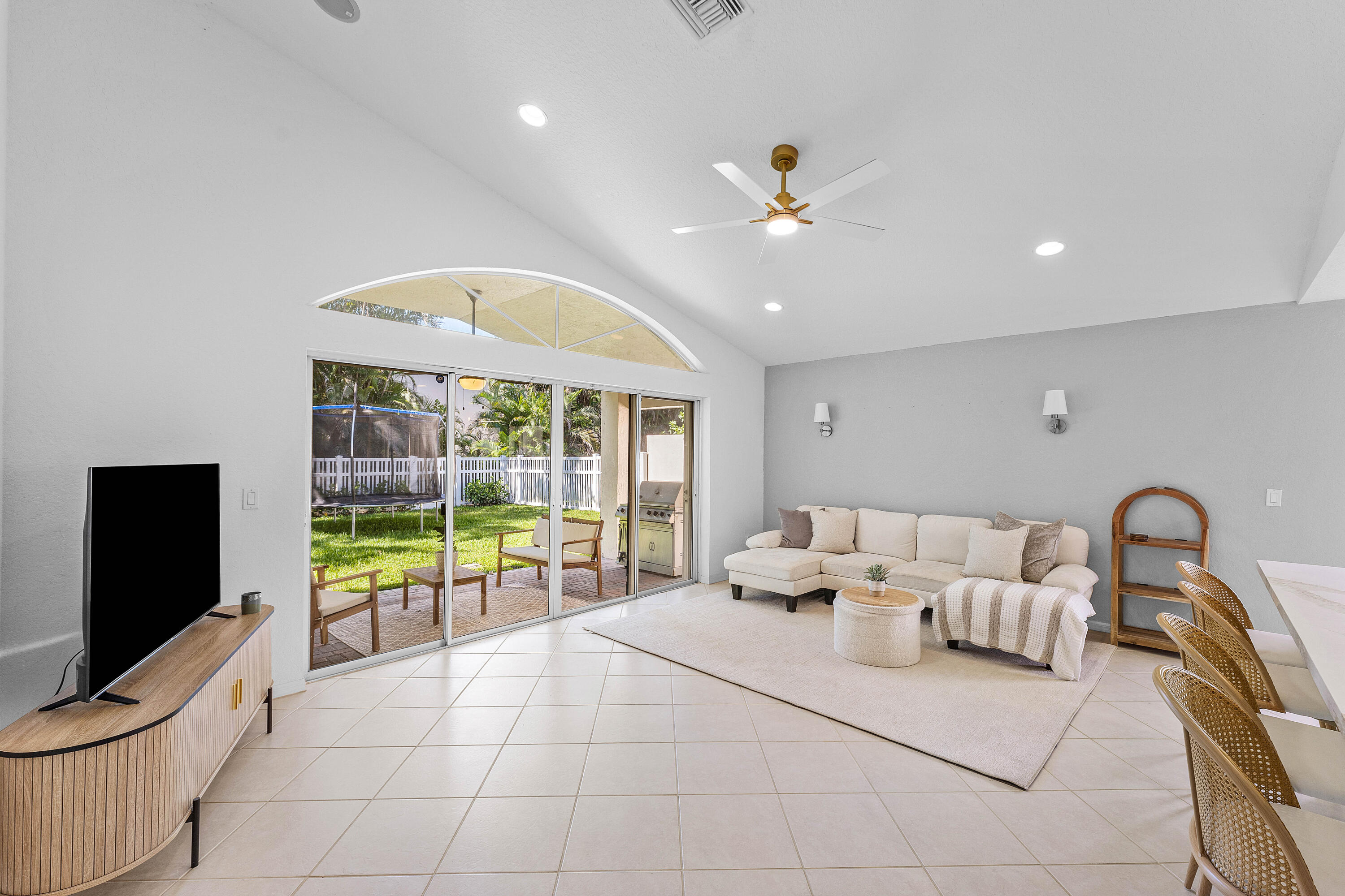 4245 Bluff Harbor Way