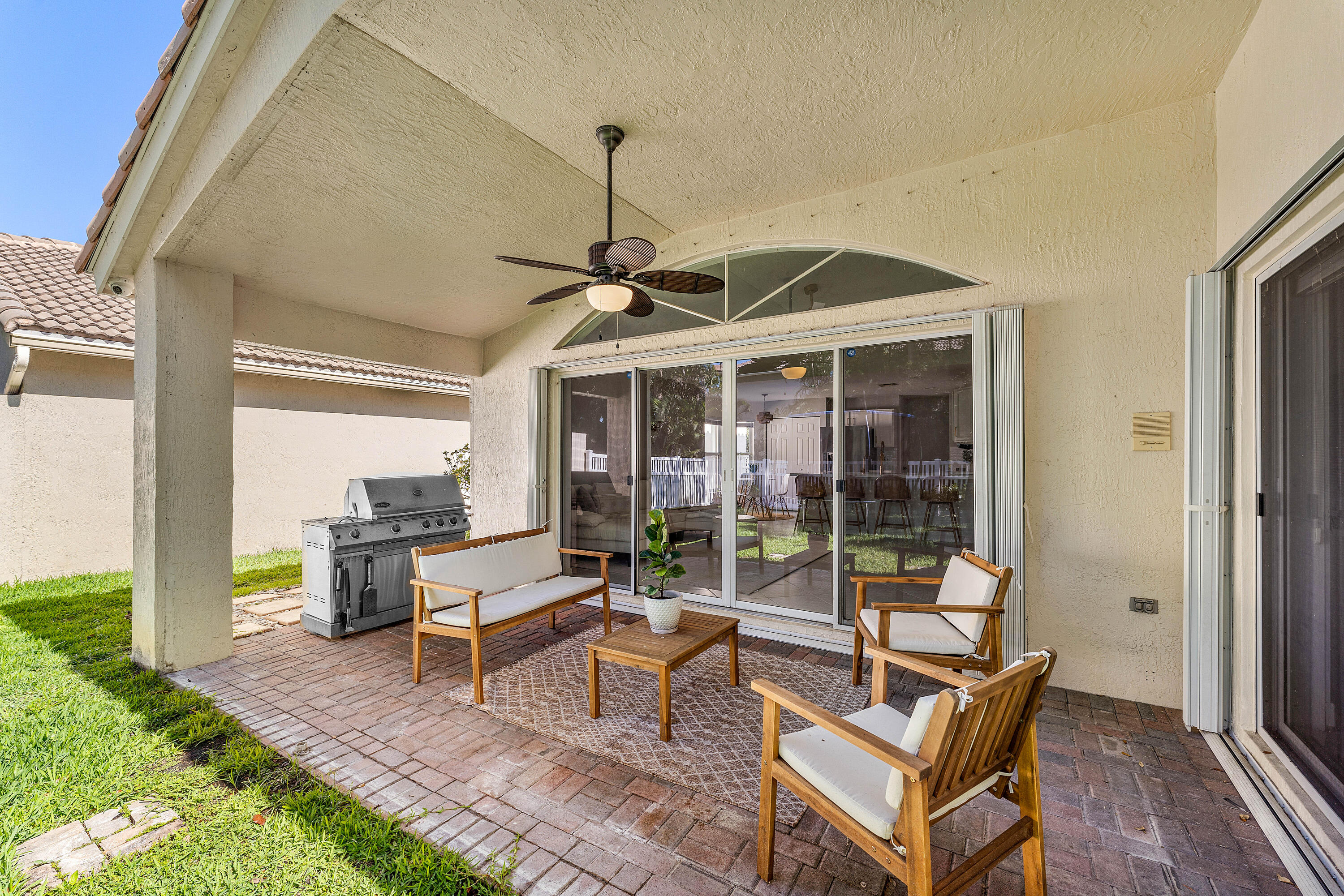 4245 Bluff Harbor Way