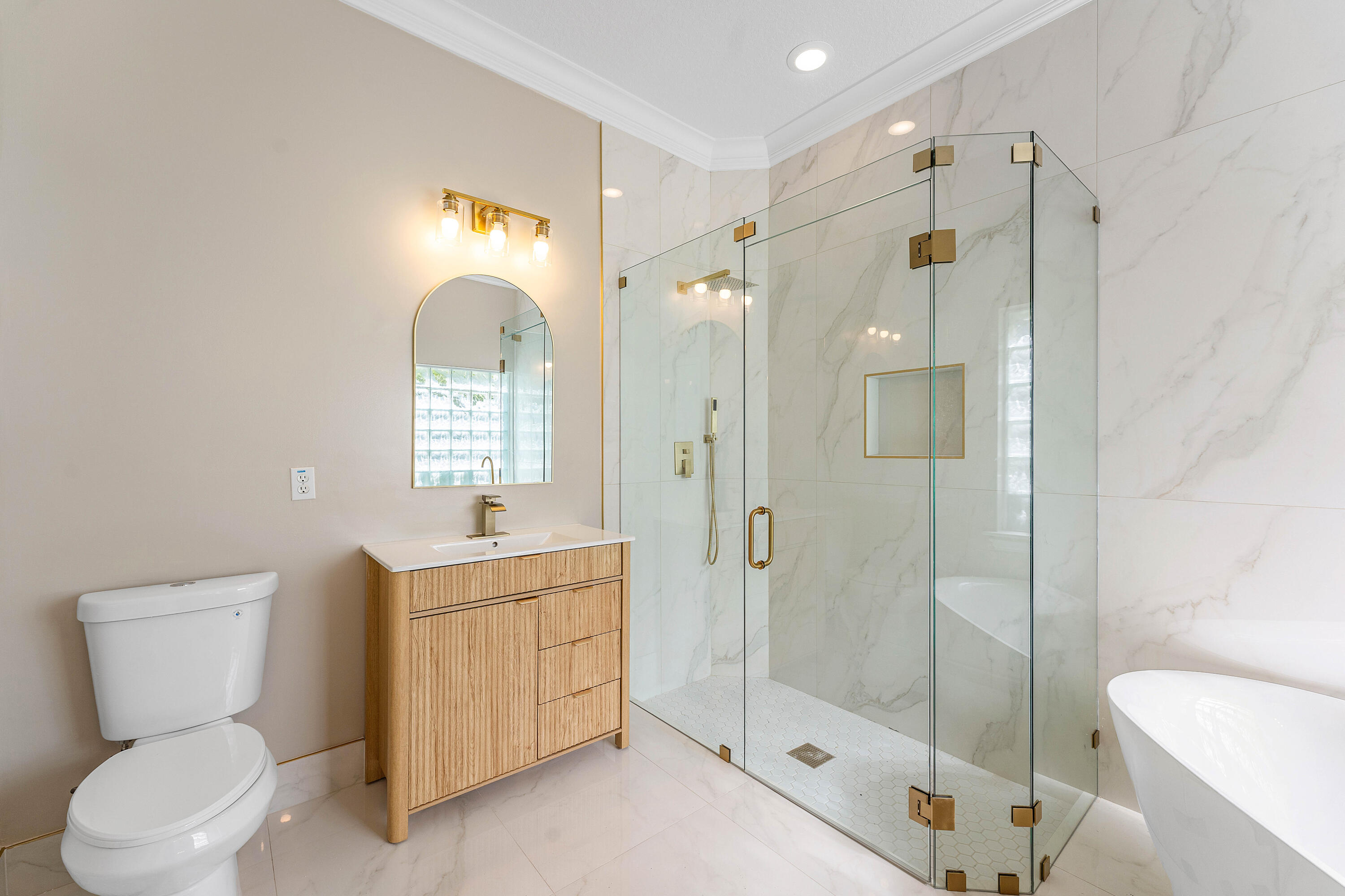 4245 Bluff Harbor Way