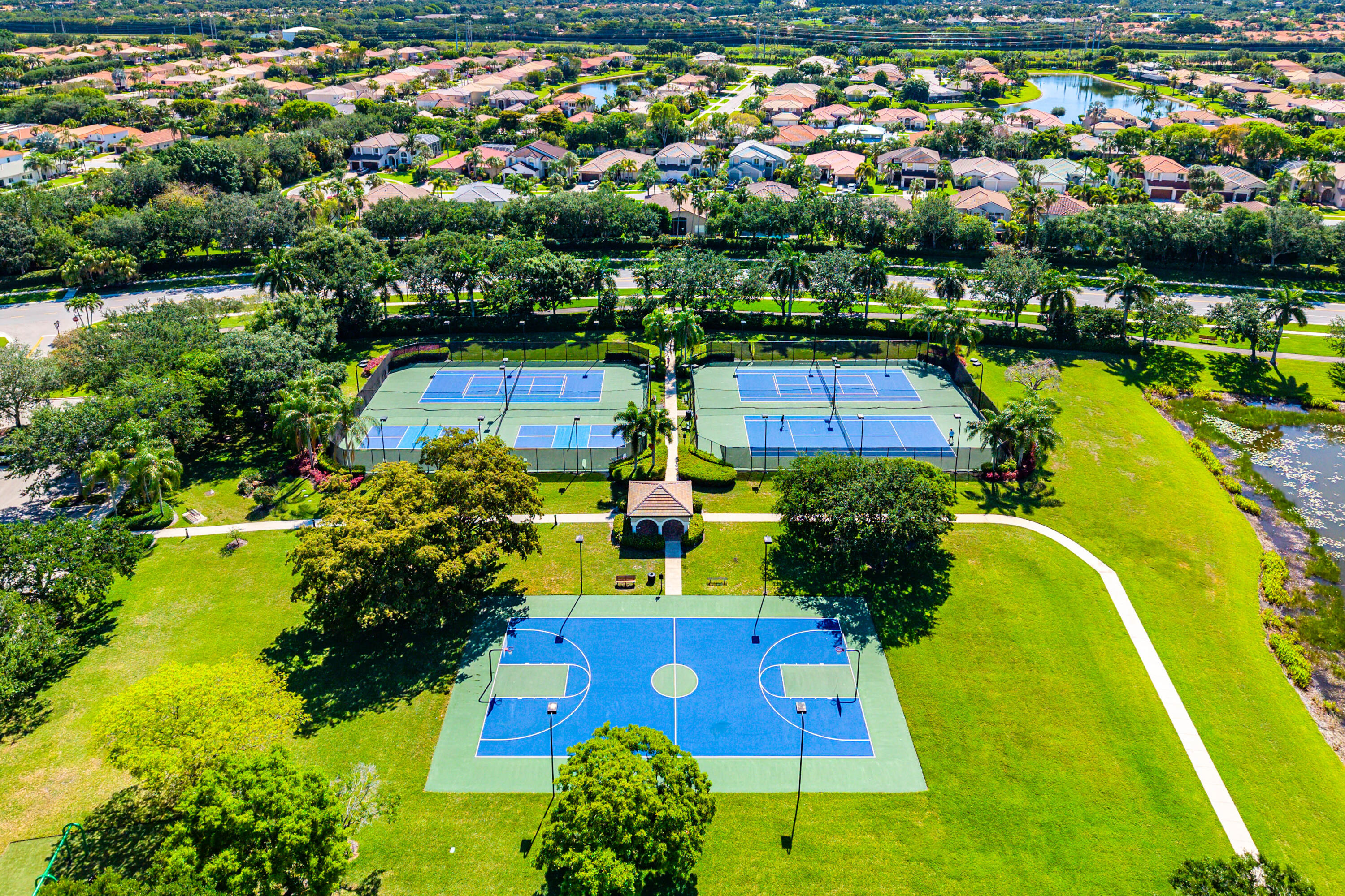 4245 Bluff Harbor Way