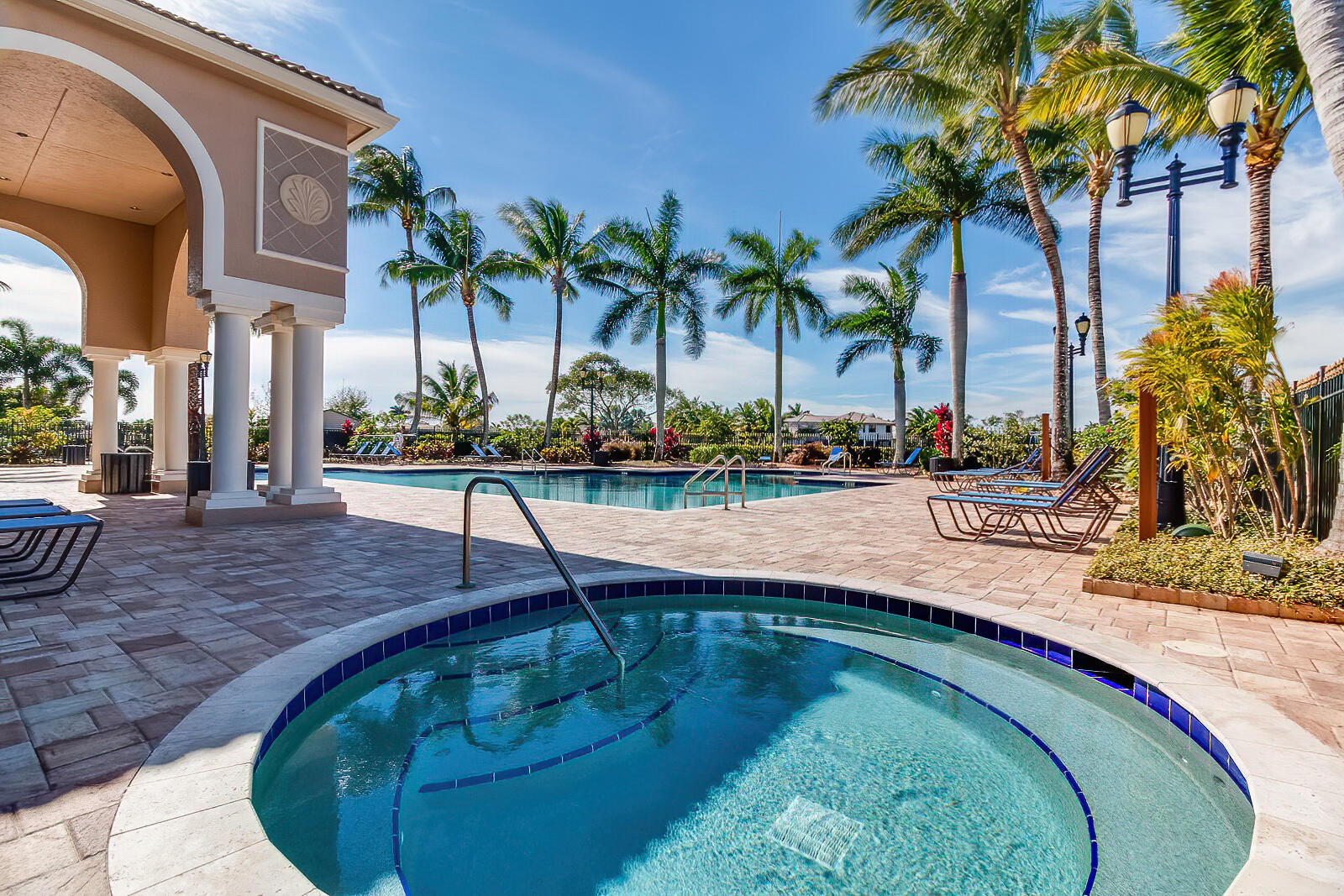 4245 Bluff Harbor Way