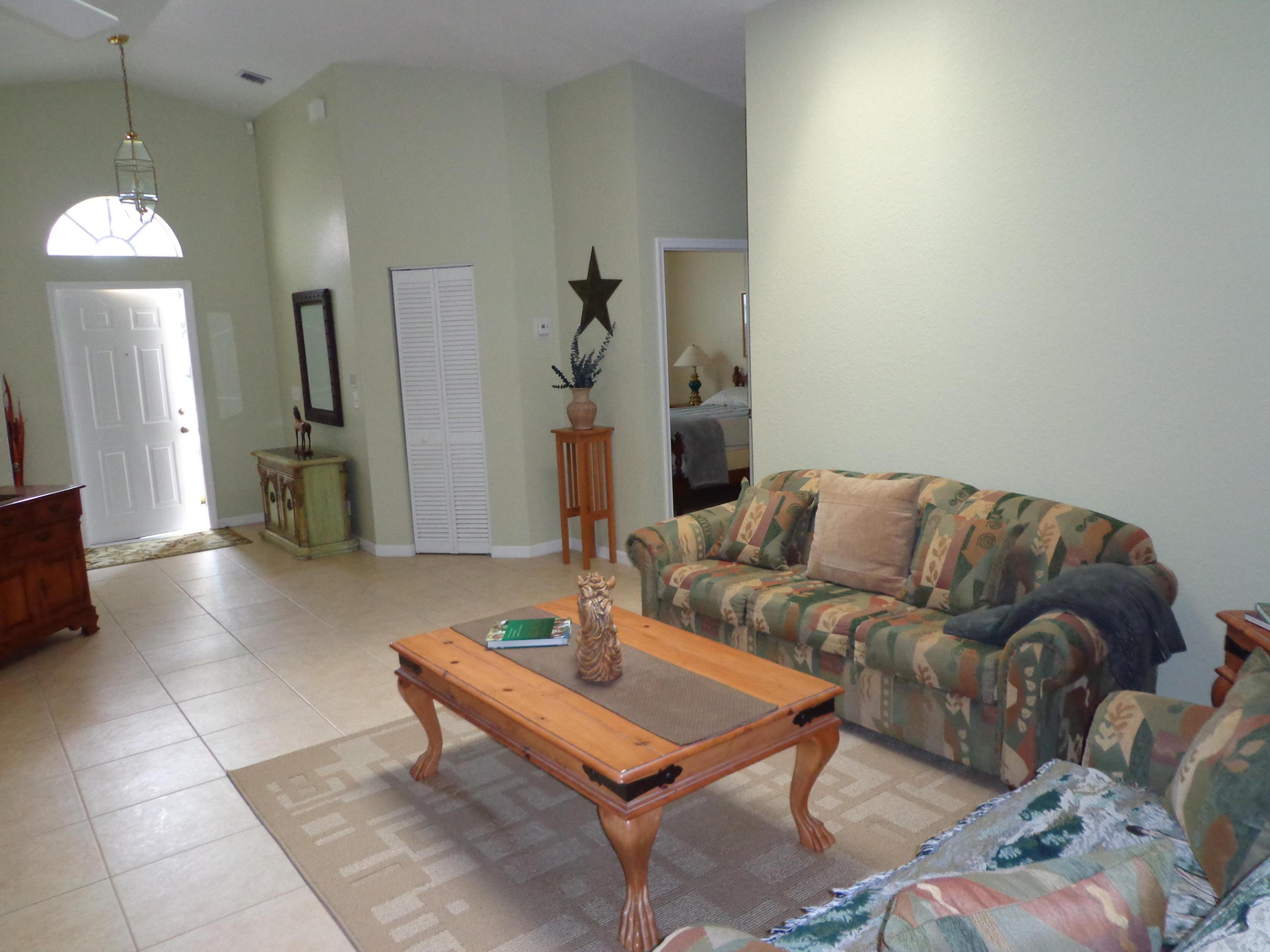1141 Mulberry Place