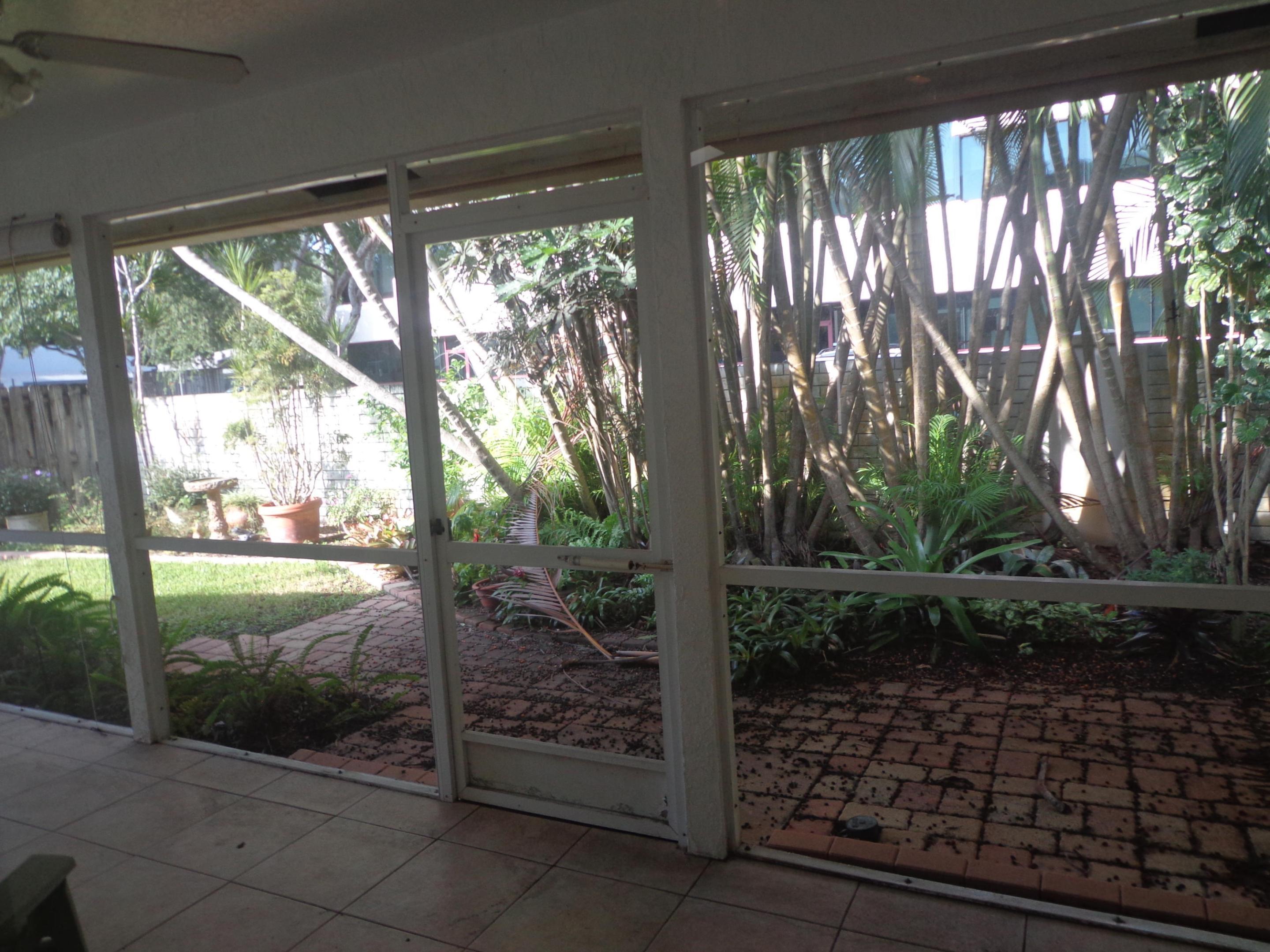 1141 Mulberry Place