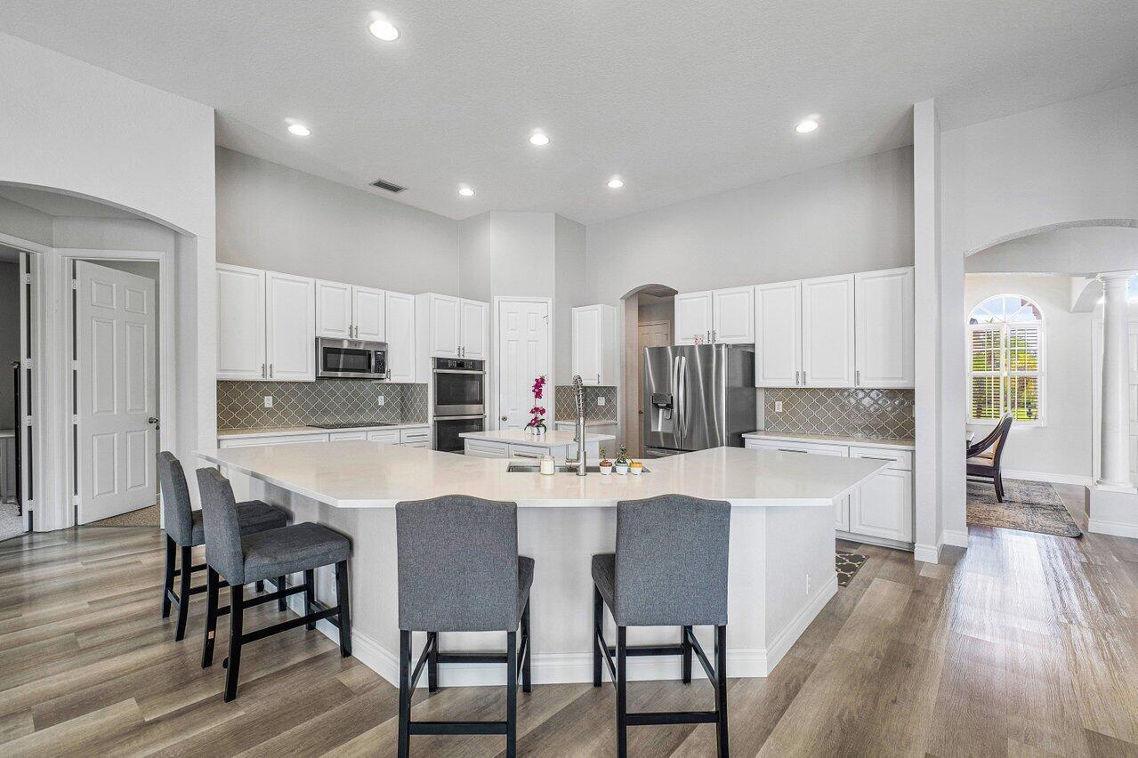 11750 Osprey Pointe Circle