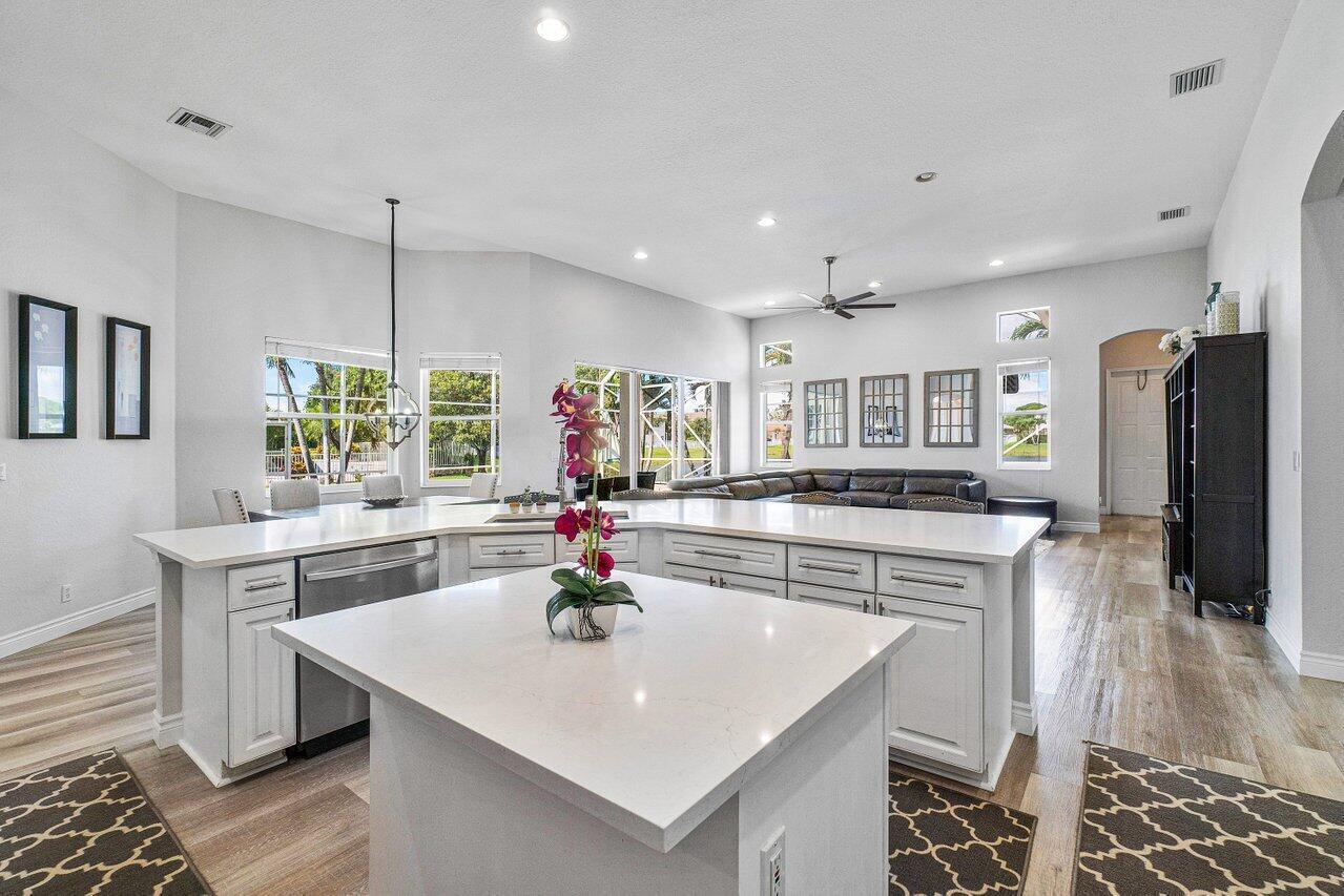 11750 Osprey Pointe Circle