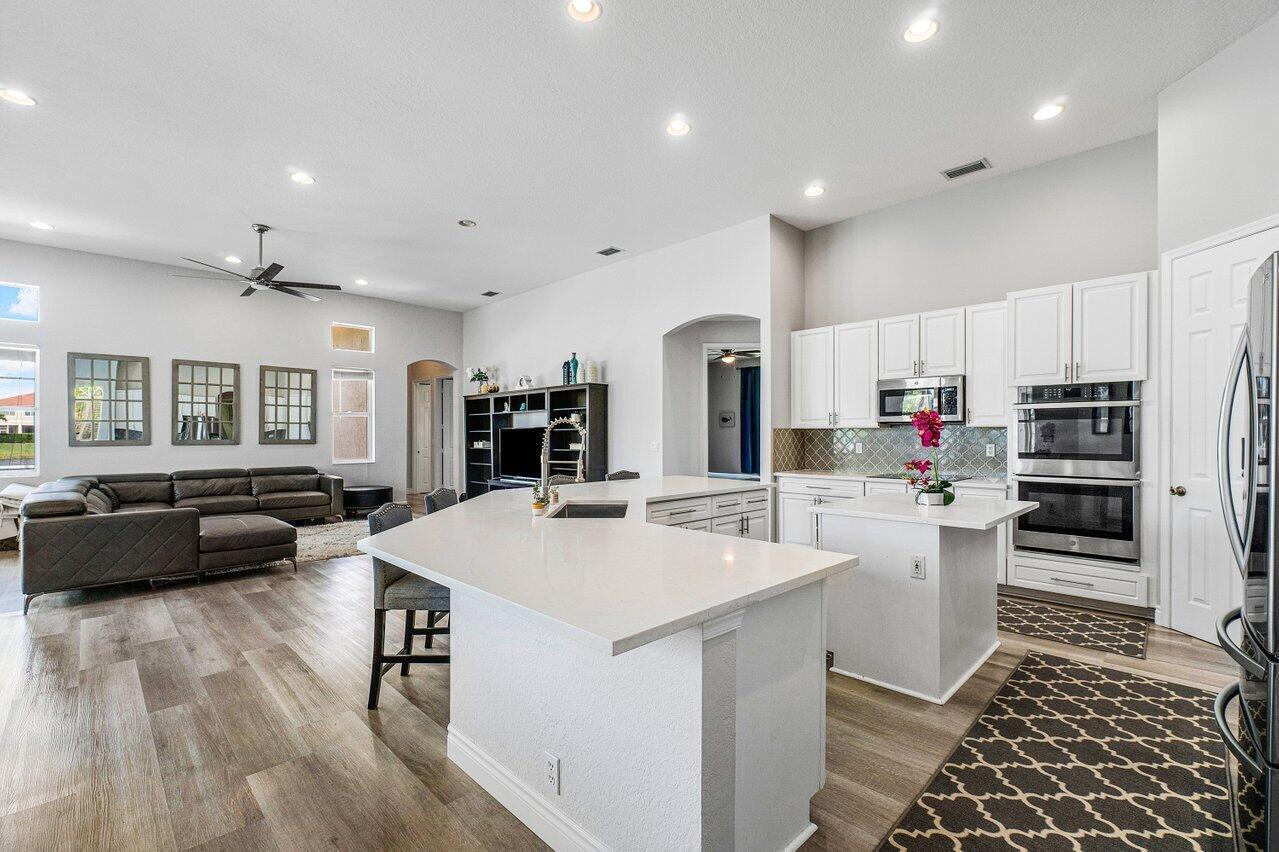 11750 Osprey Pointe Circle