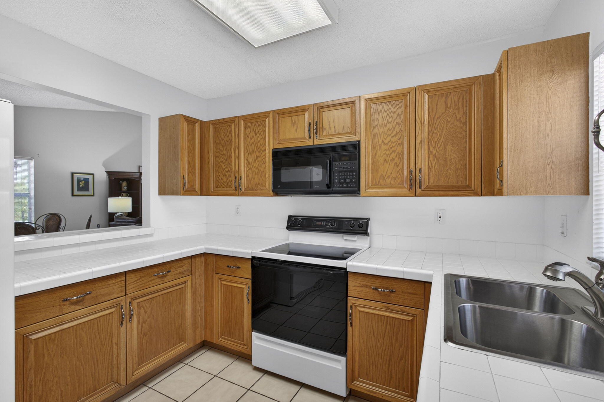2580 Neaton Court