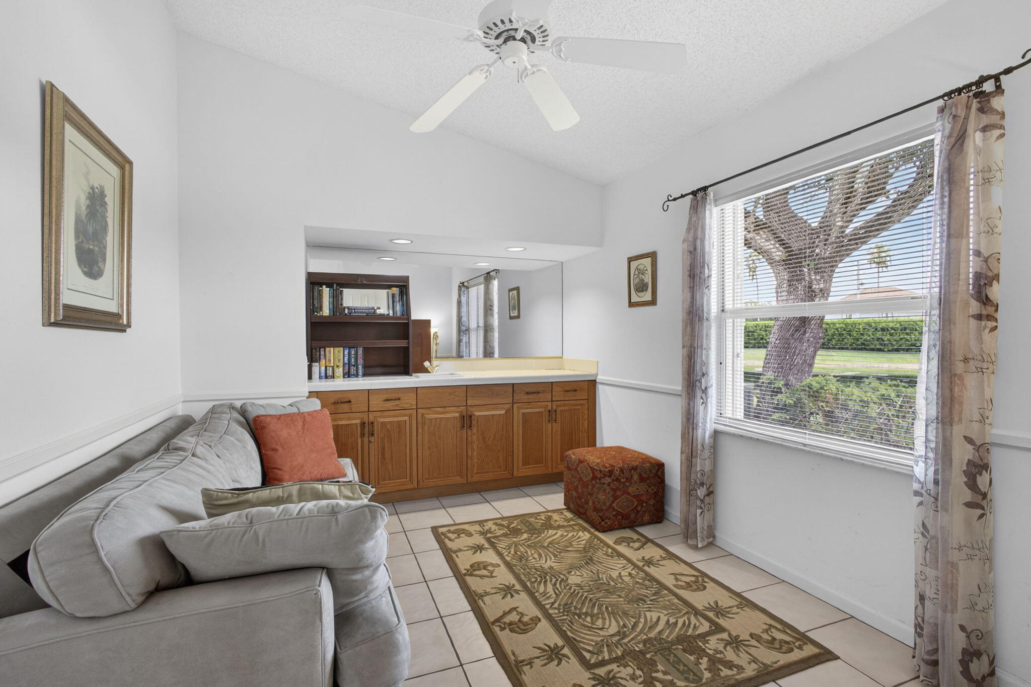 2580 Neaton Court