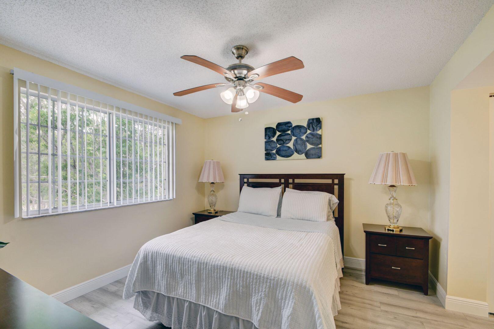 300 Crestwood Court N 307