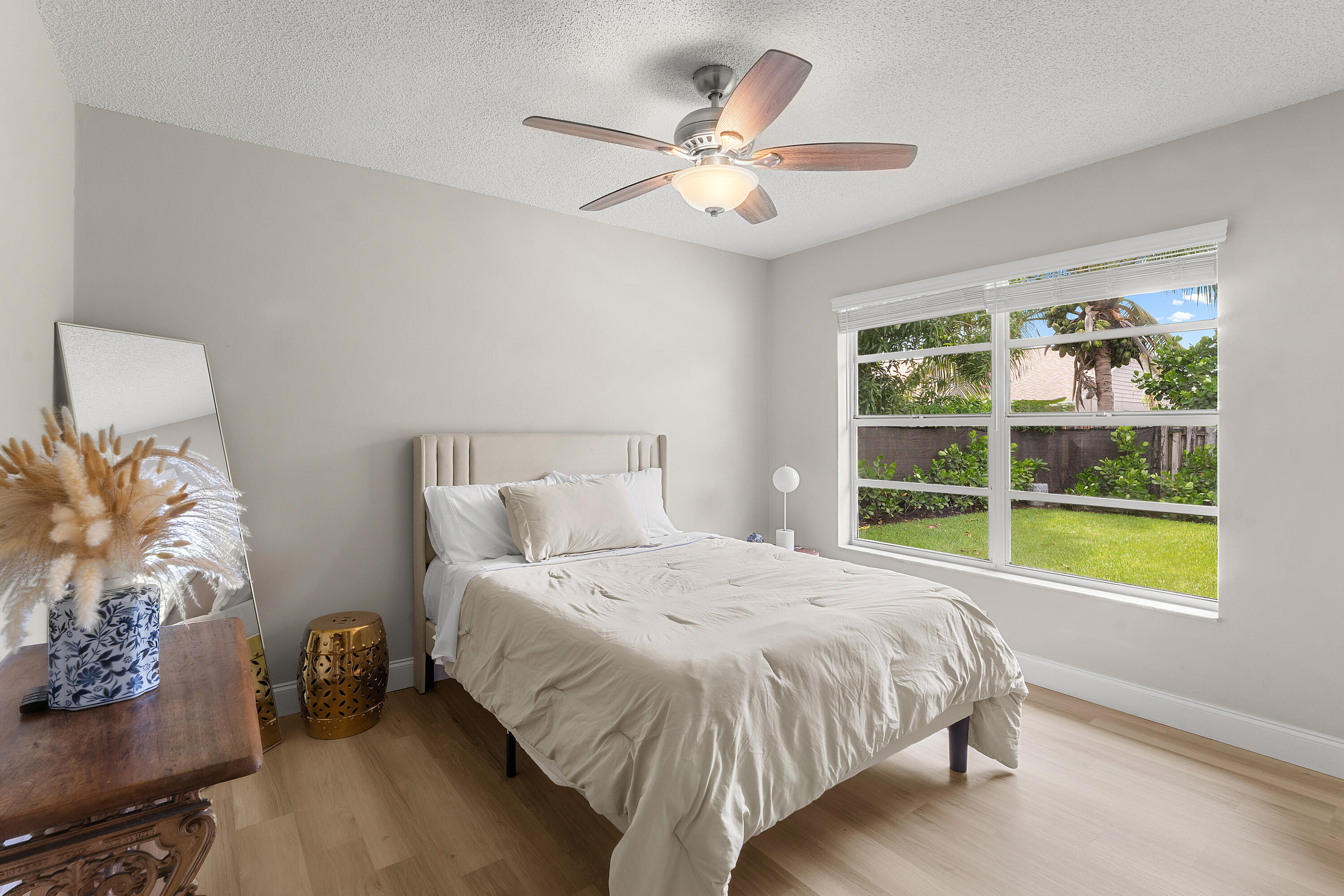 1739 Brae Burn Place