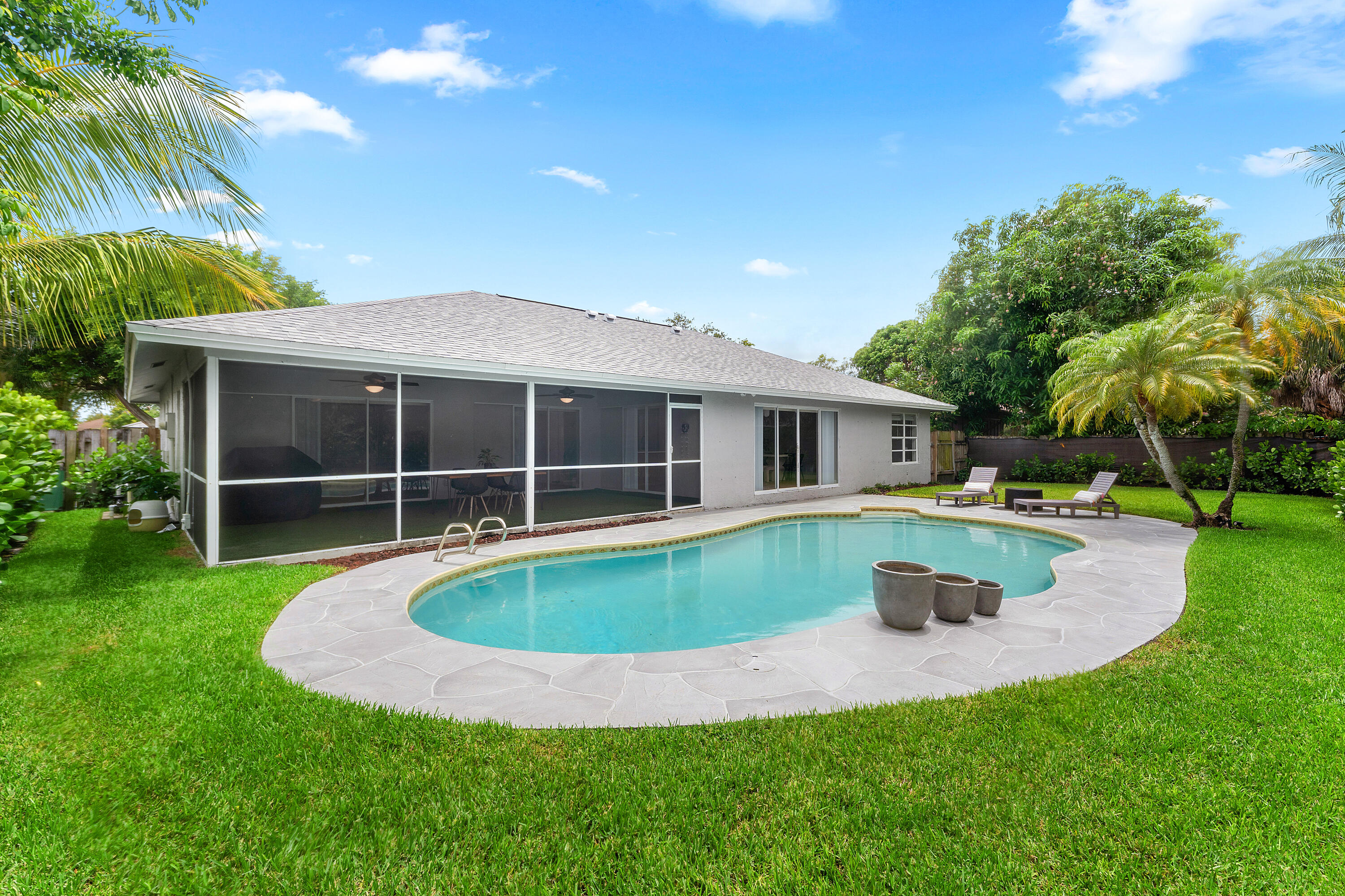 1739 Brae Burn Place