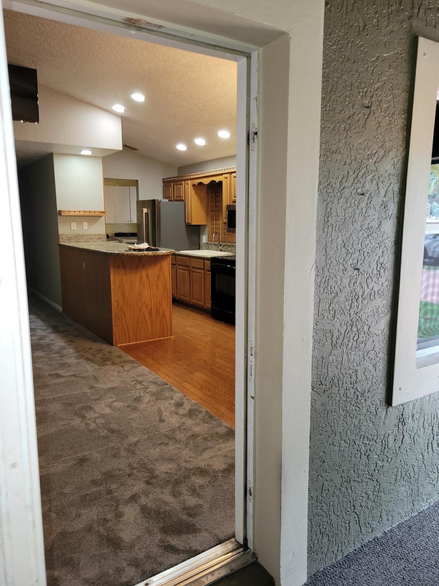 1672 ERIE Terrace