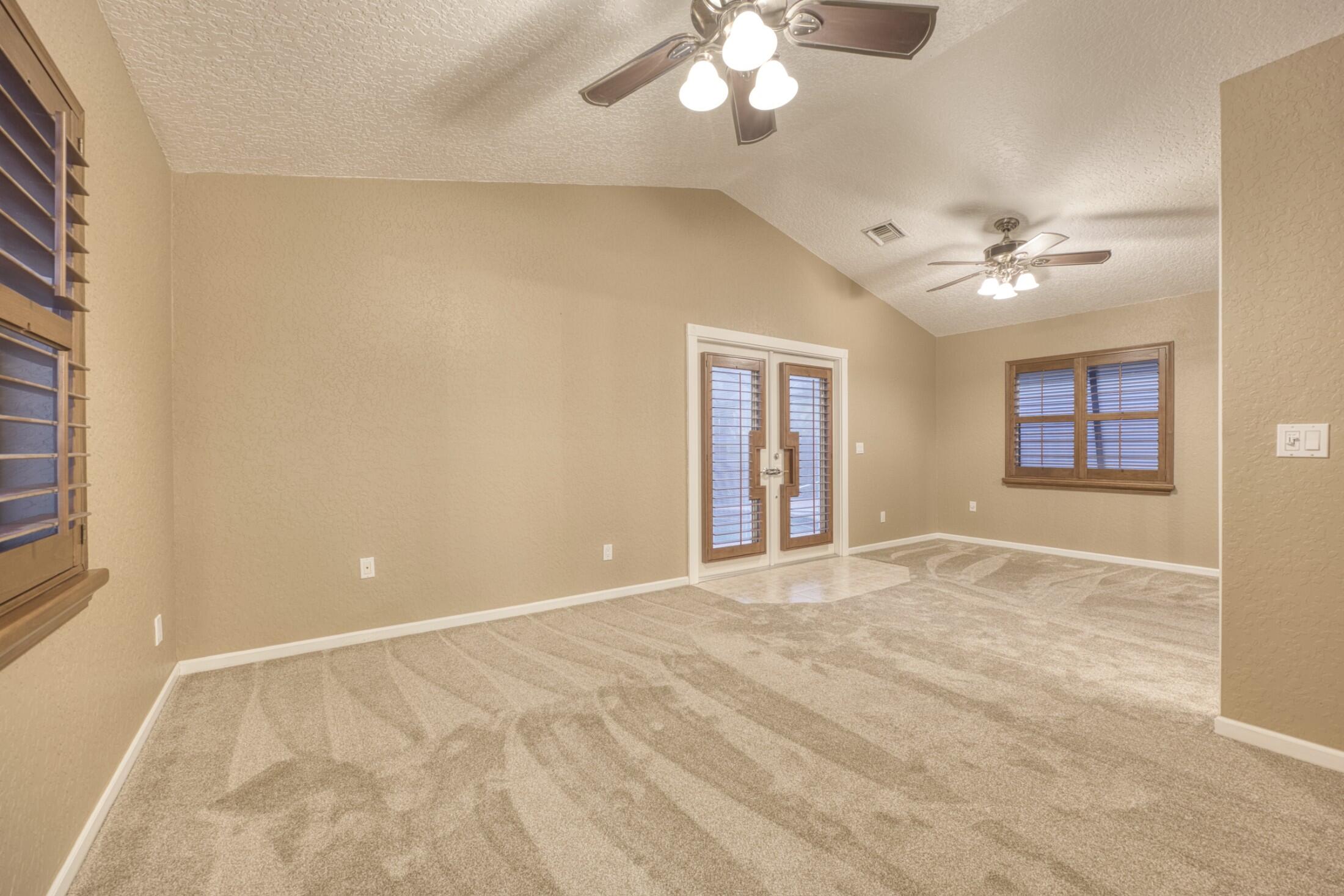 1672 ERIE Terrace