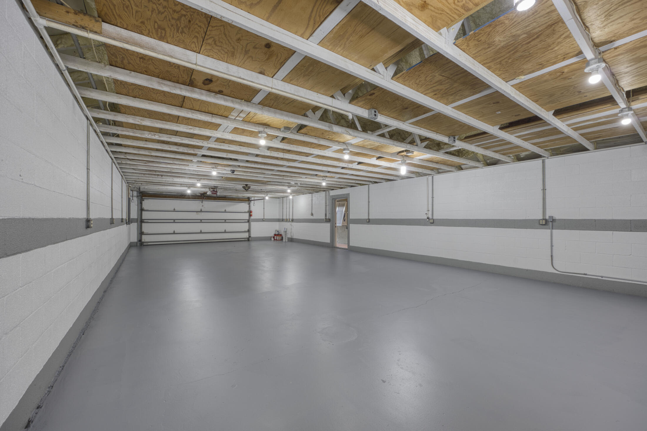 1672 ERIE Terrace