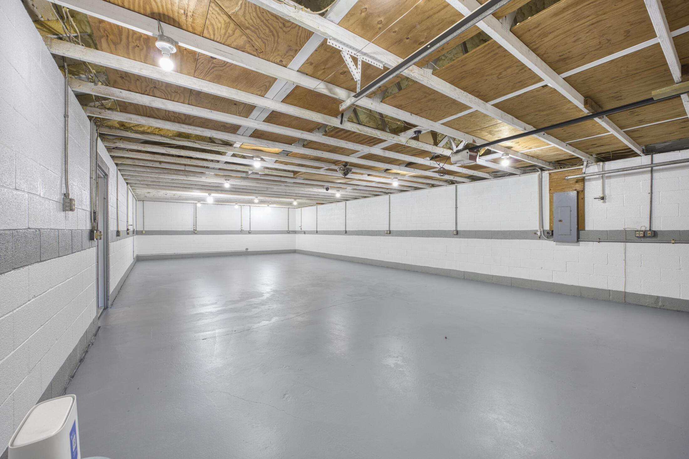 1672 ERIE Terrace