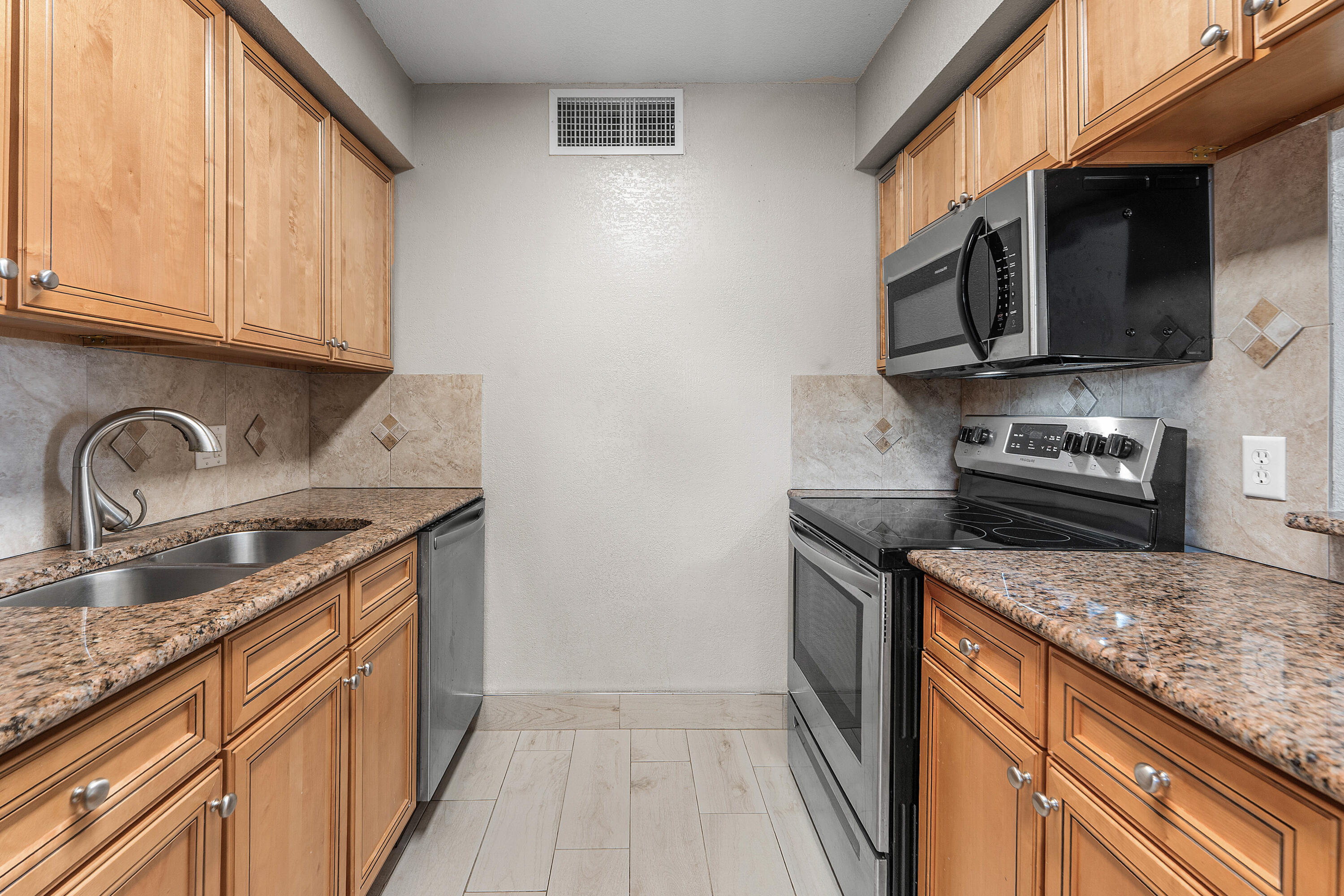 12005 POINCIANA Boulevard 209