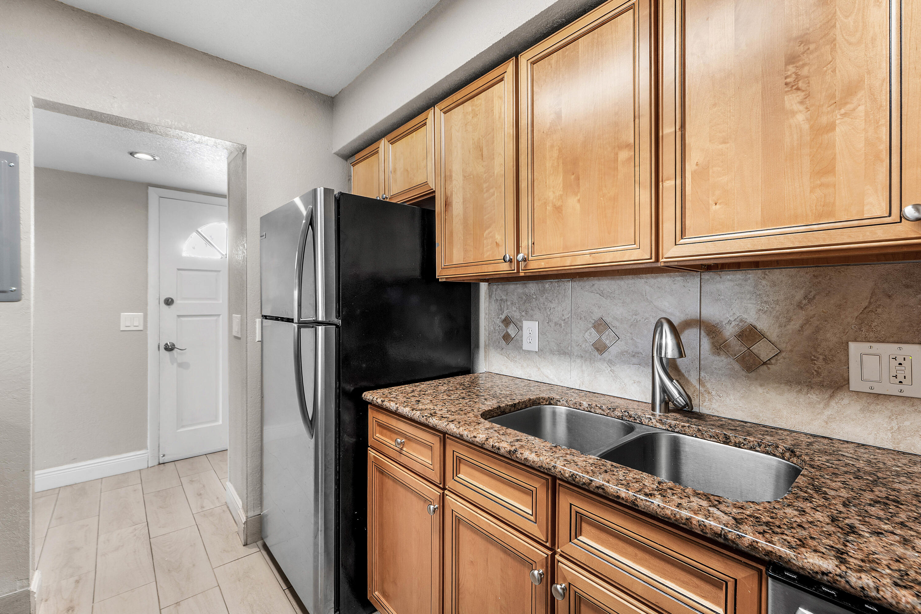 12005 POINCIANA Boulevard 209