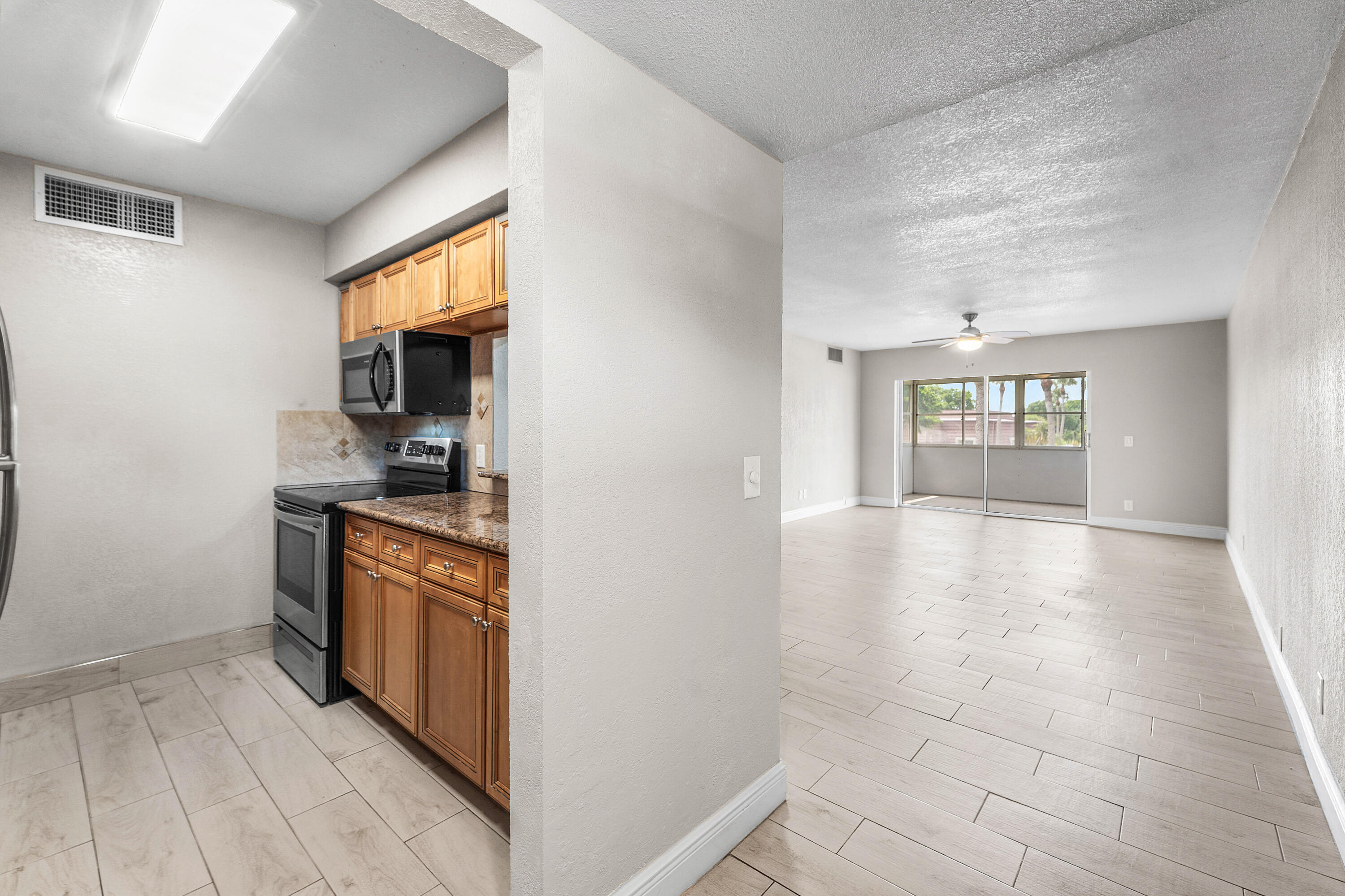 12005 POINCIANA Boulevard 209