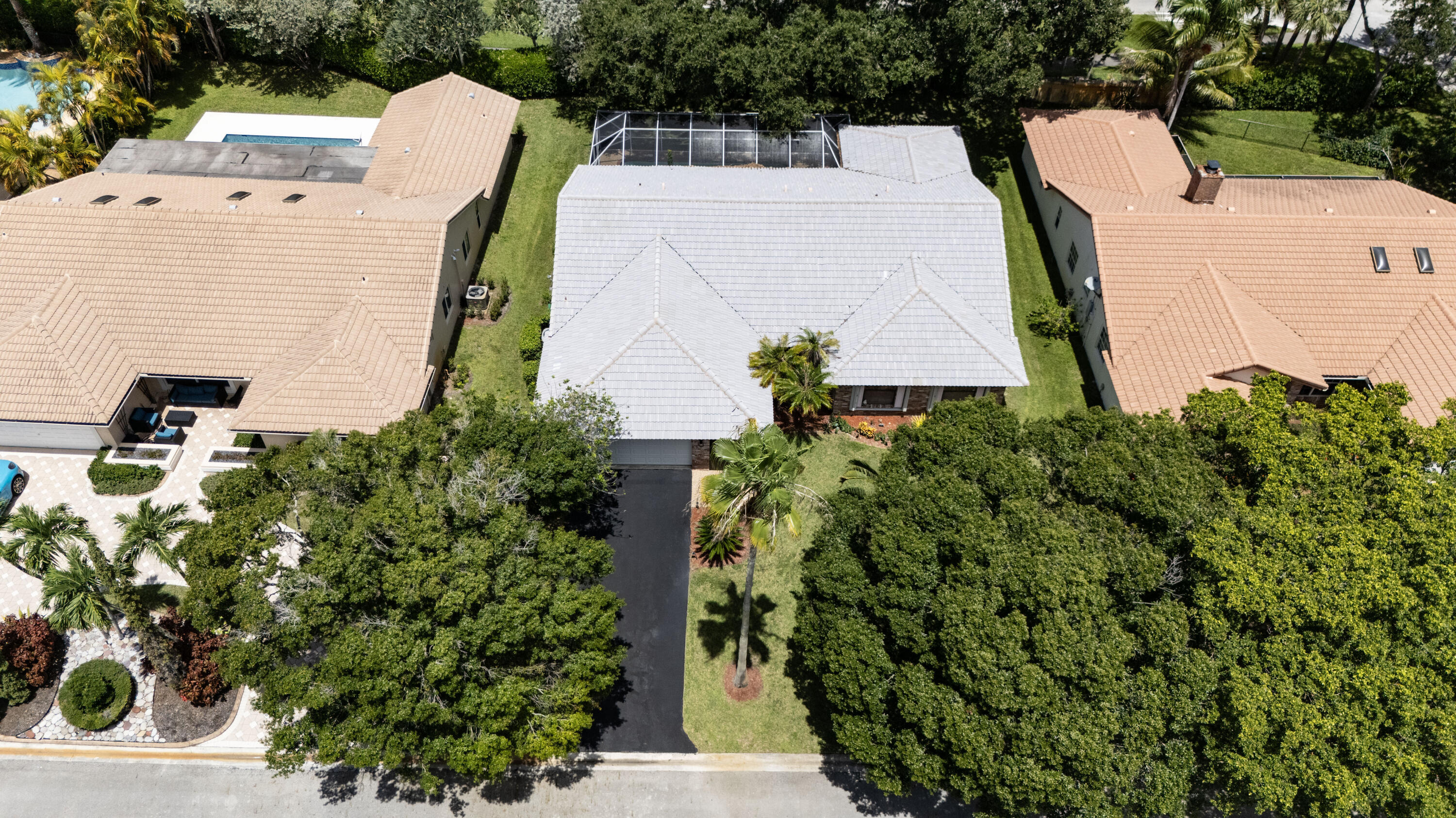 11929 NW 2ND Manor