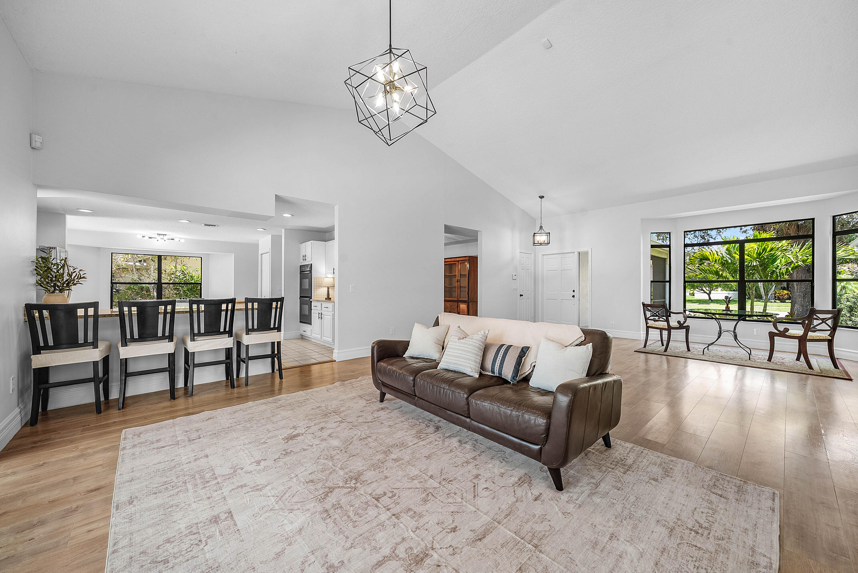 1506 WILTSHIRE VILLAGE Drive