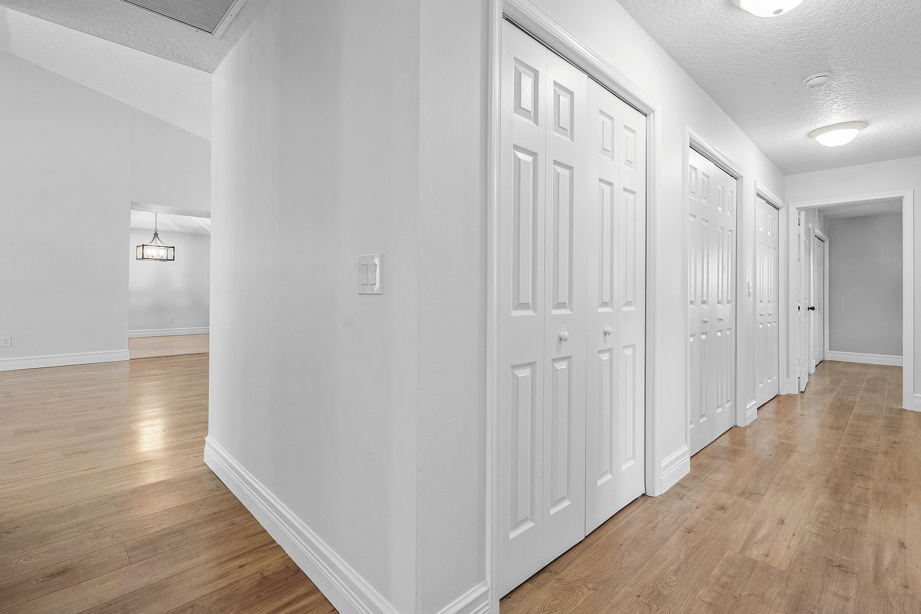 1506 WILTSHIRE VILLAGE Drive