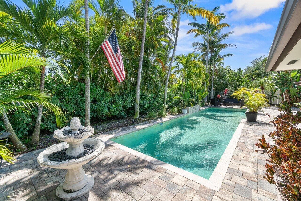 800 SW 5TH Street