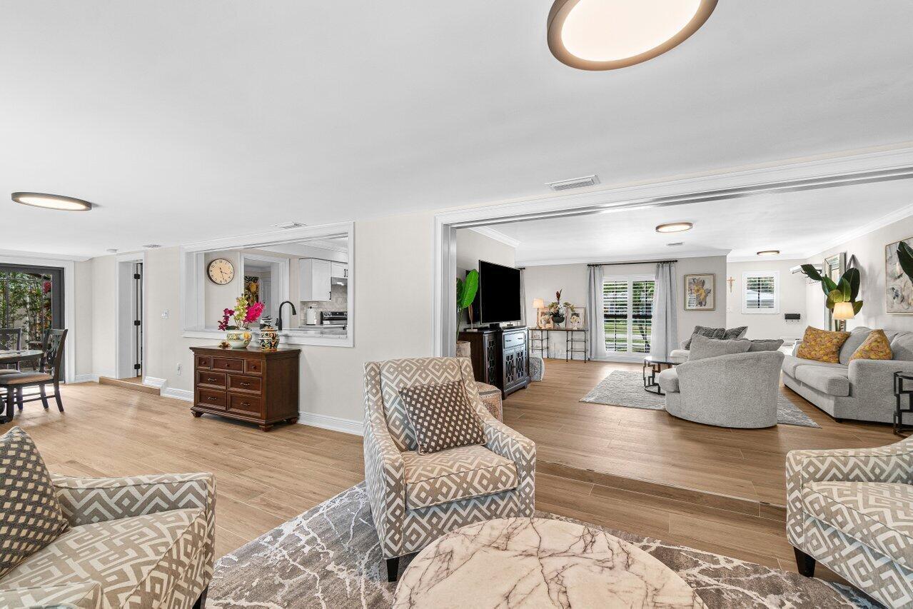 800 SW 5TH Street