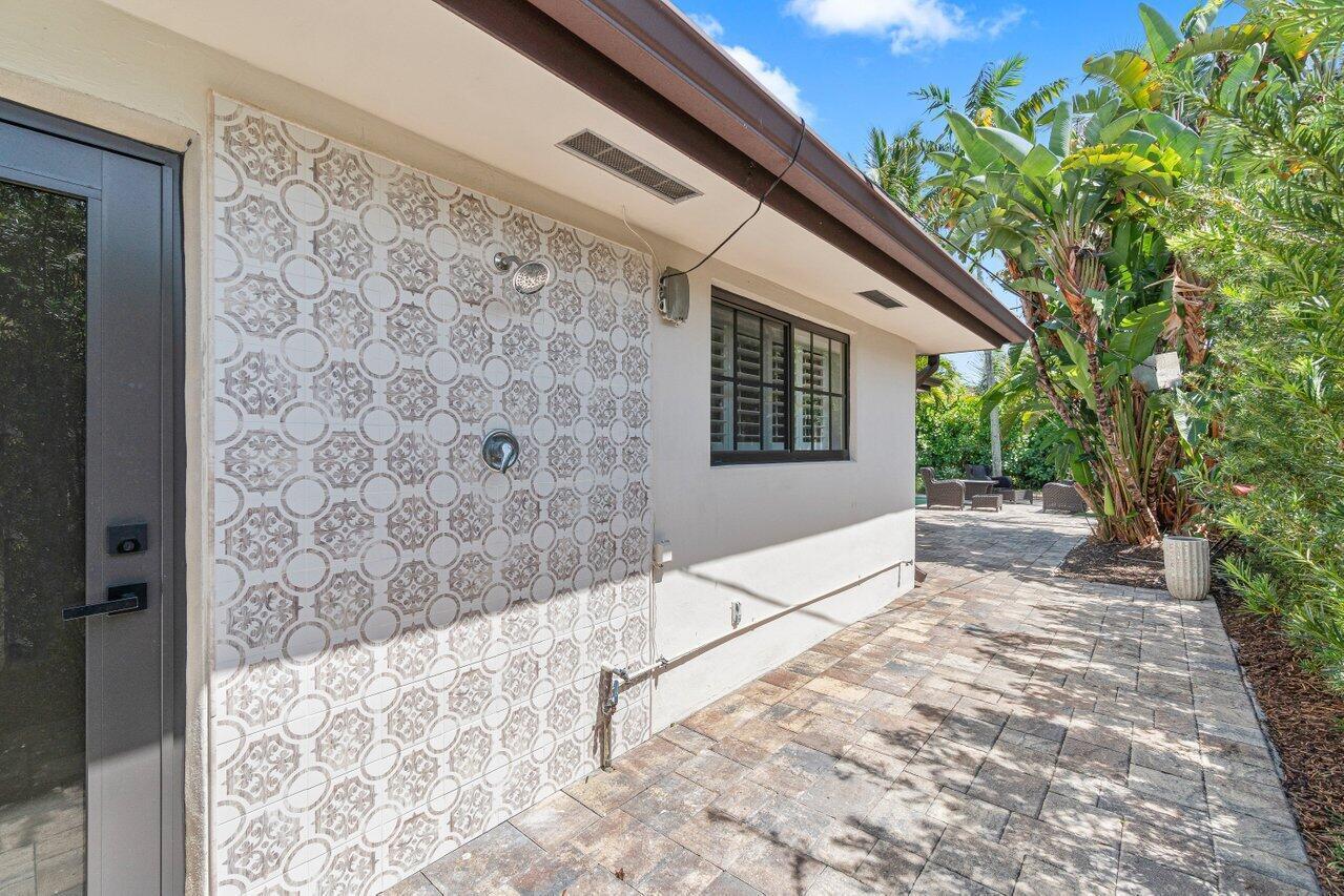 800 SW 5TH Street
