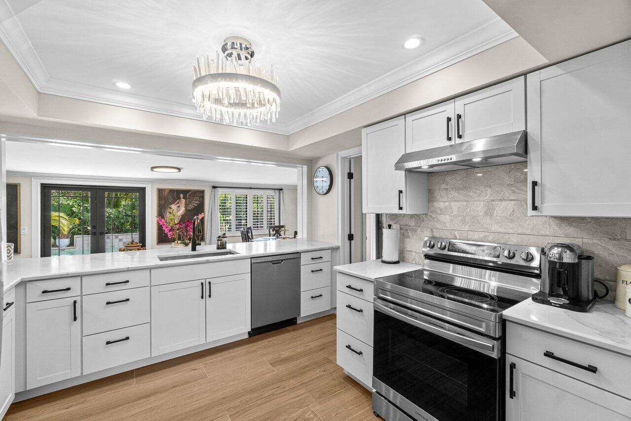 800 SW 5TH Street