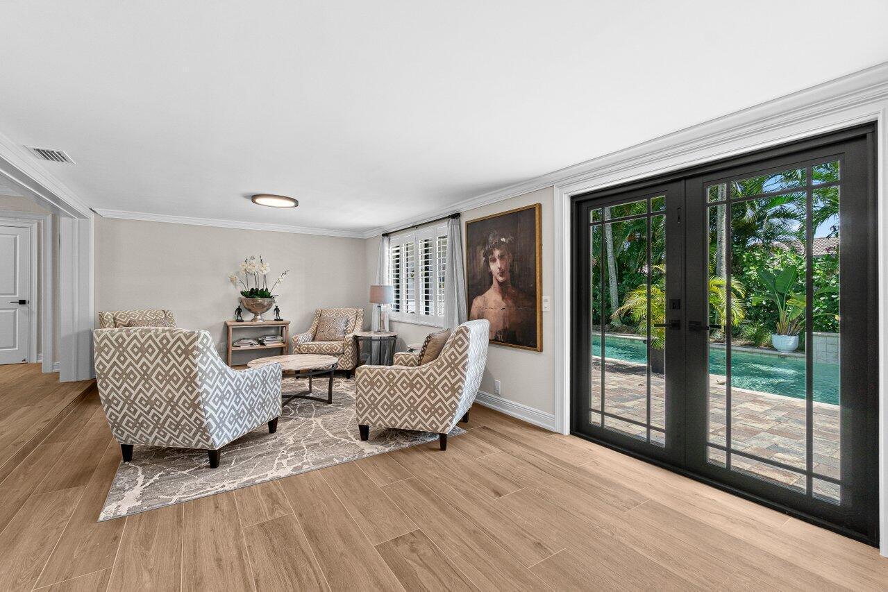 800 SW 5TH Street