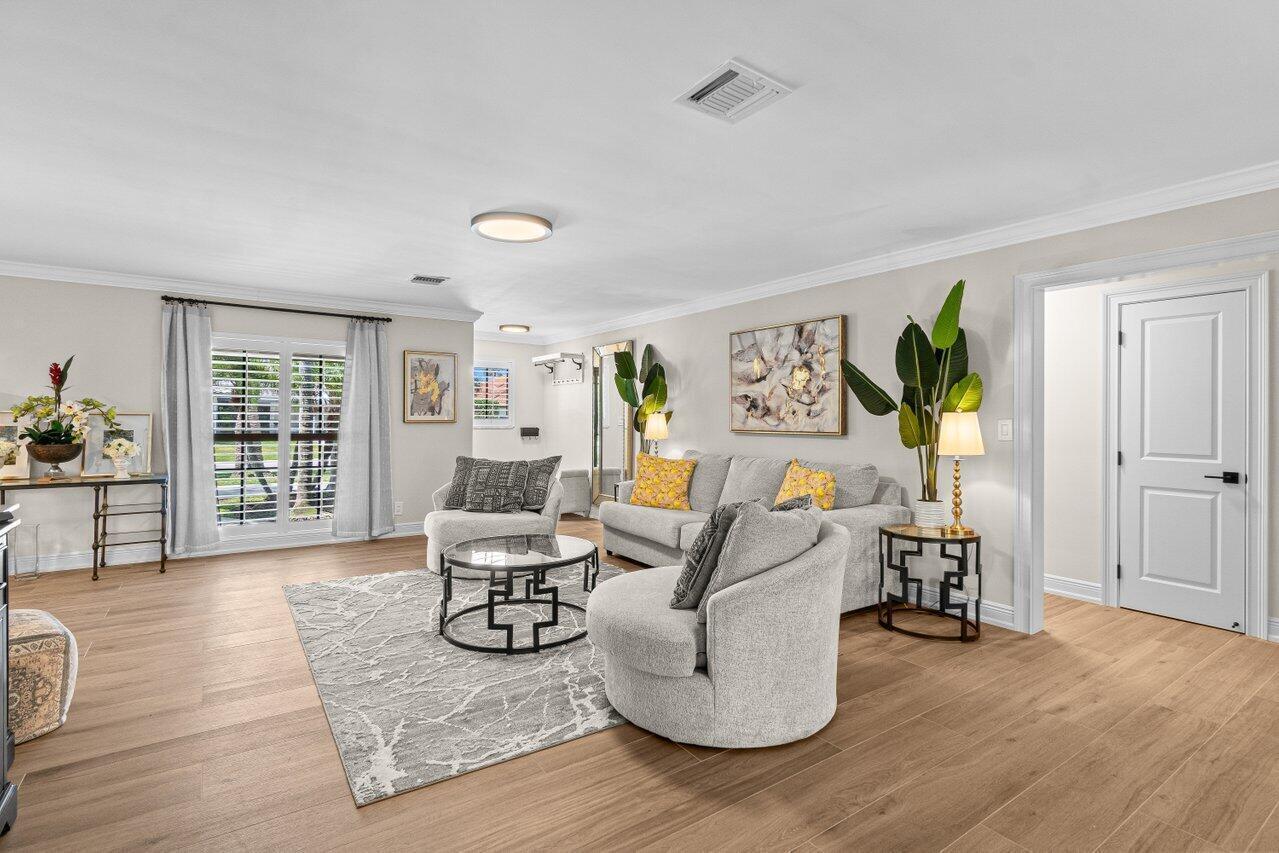 800 SW 5TH Street