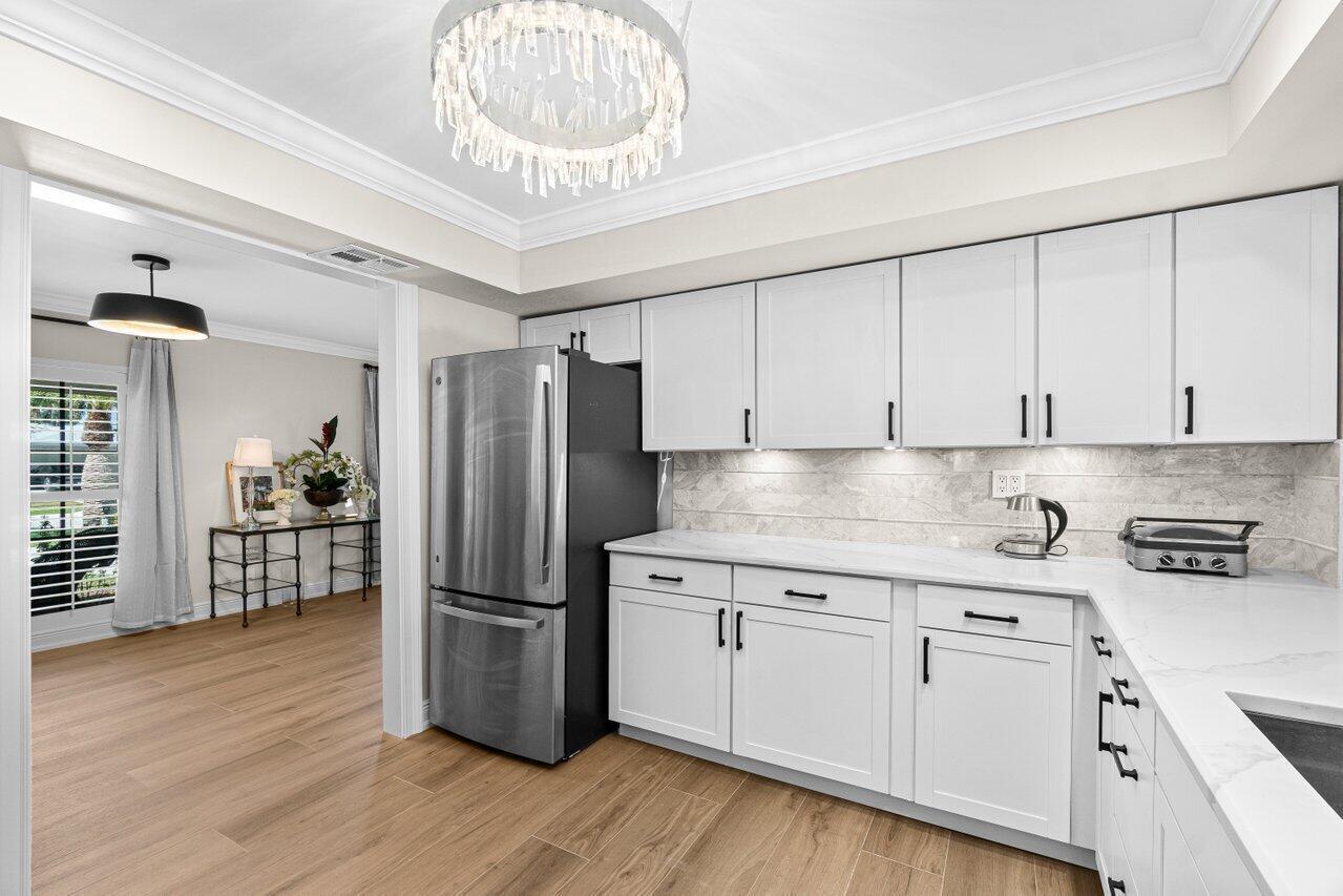 800 SW 5TH Street