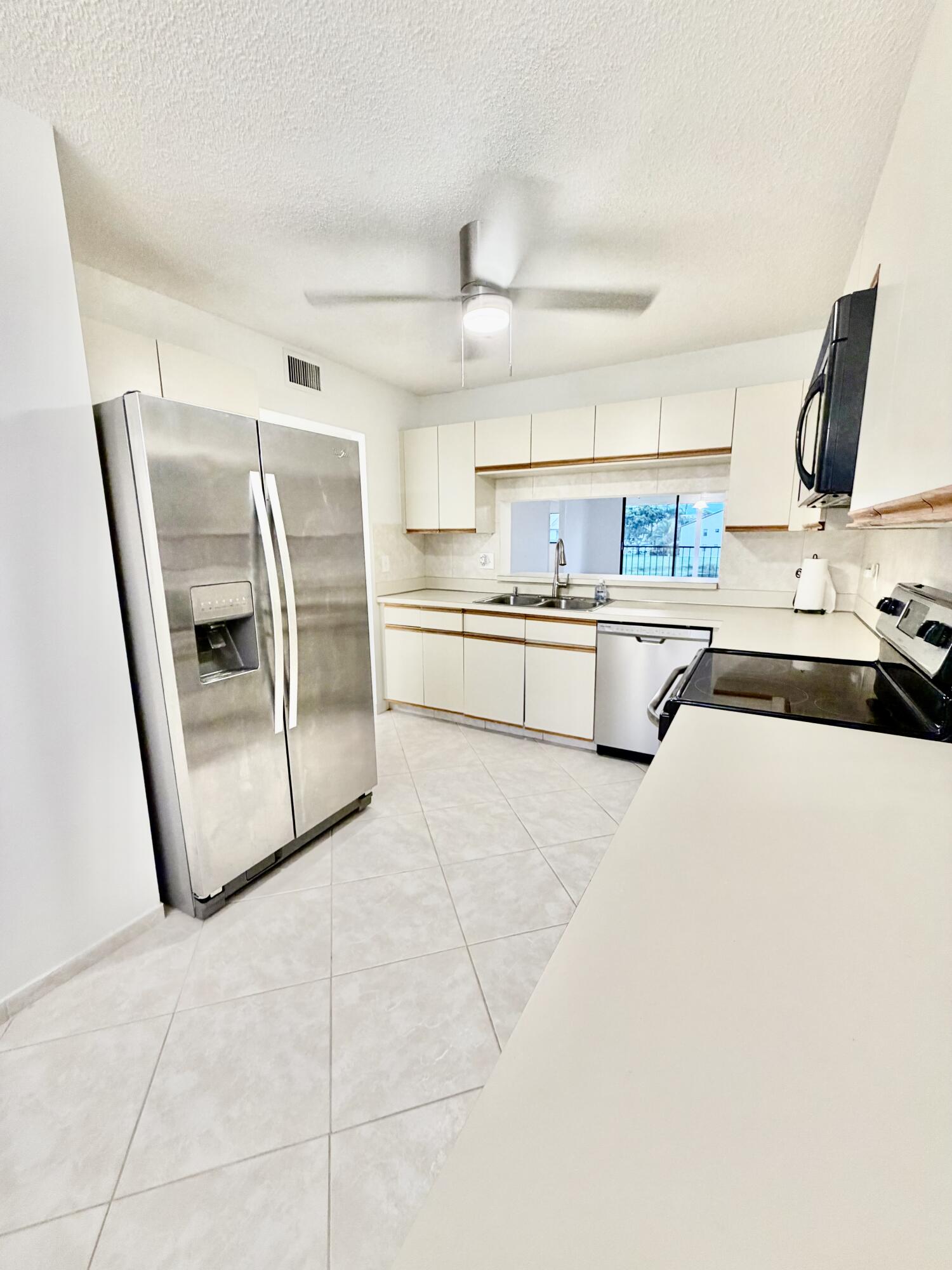 4725 LUCERNE LAKES E 214