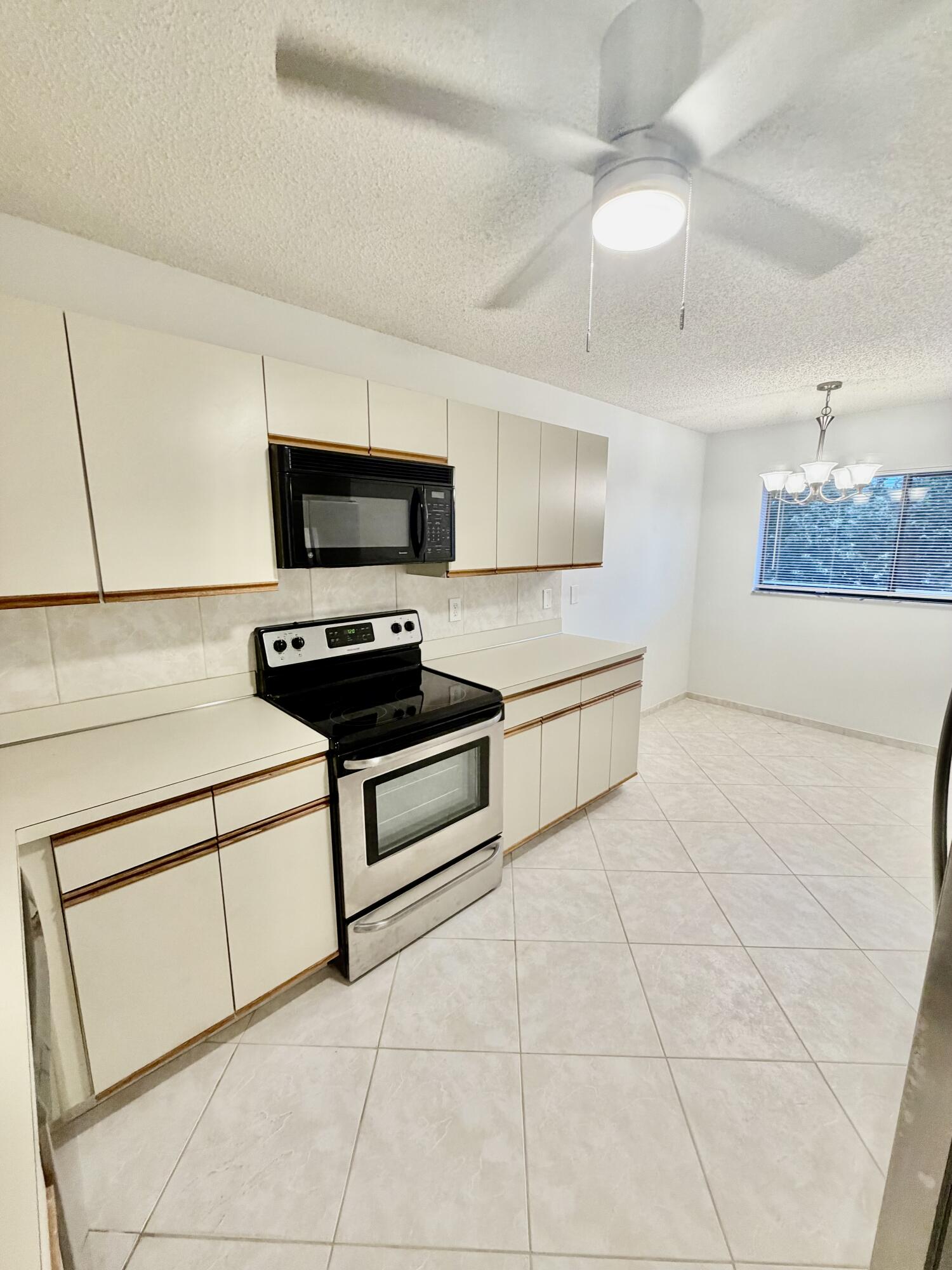 4725 LUCERNE LAKES E 214