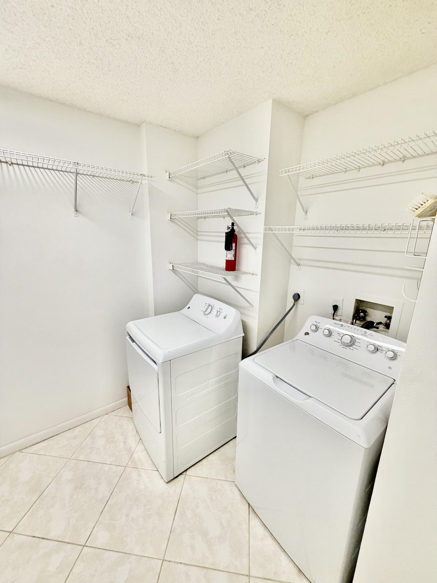 4725 LUCERNE LAKES E 214
