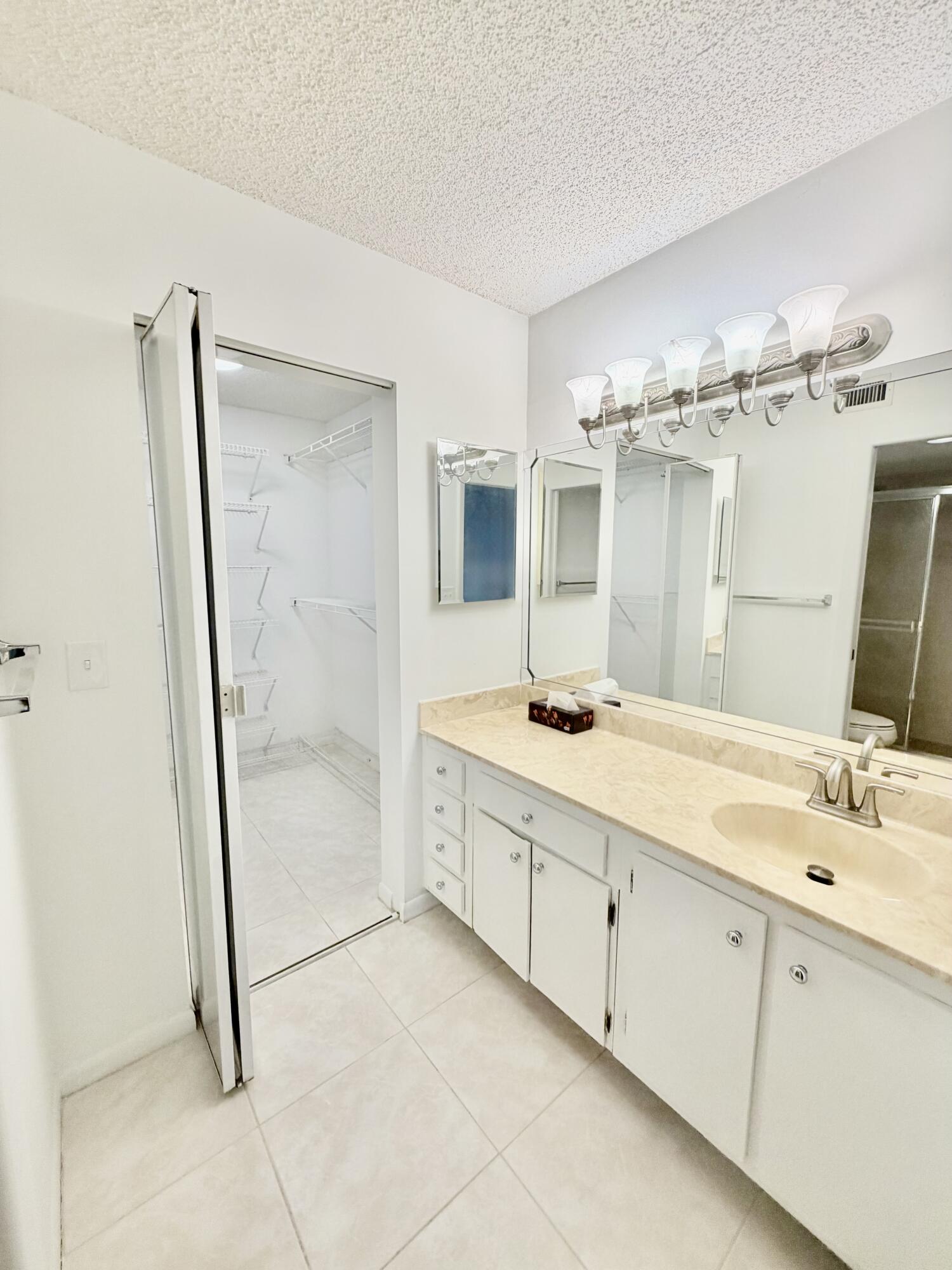 4725 LUCERNE LAKES E 214
