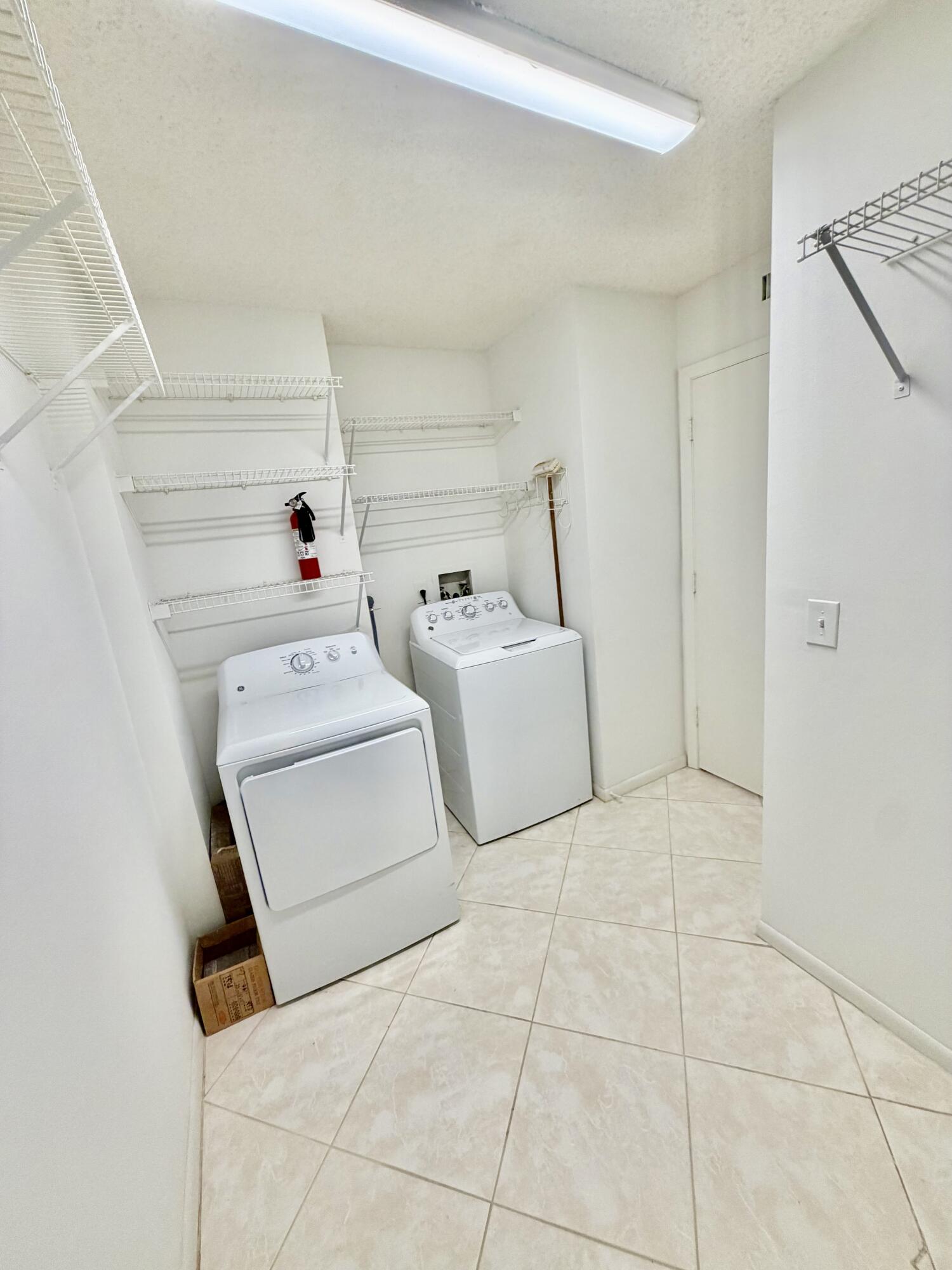 4725 LUCERNE LAKES E 214