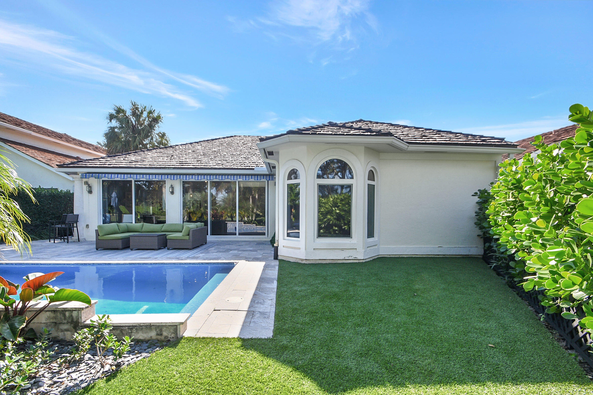 2490 Muir Circle