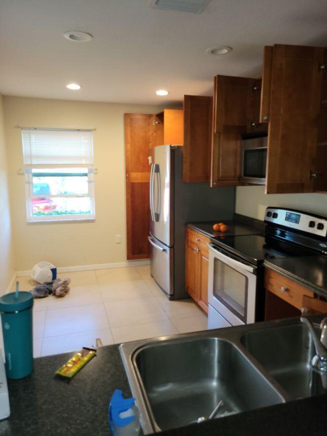 2886 E Fernley Drive E 70