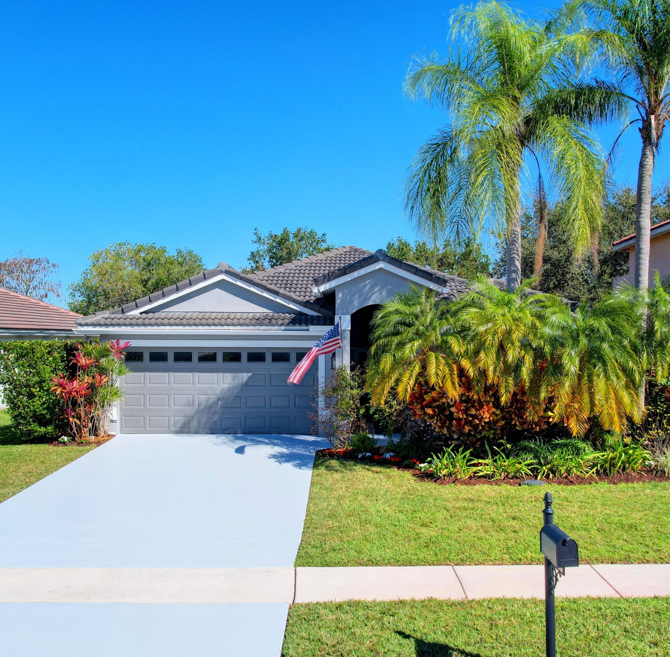 1616 S Club Drive