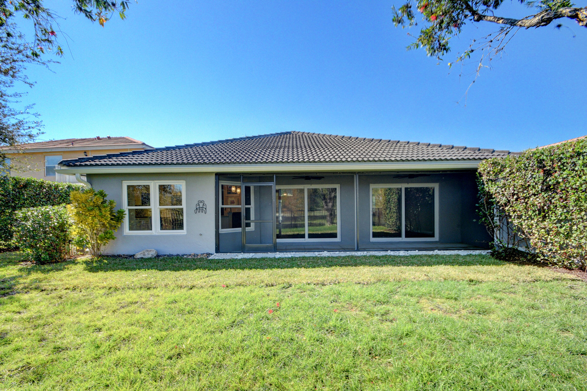 1616 S Club Drive