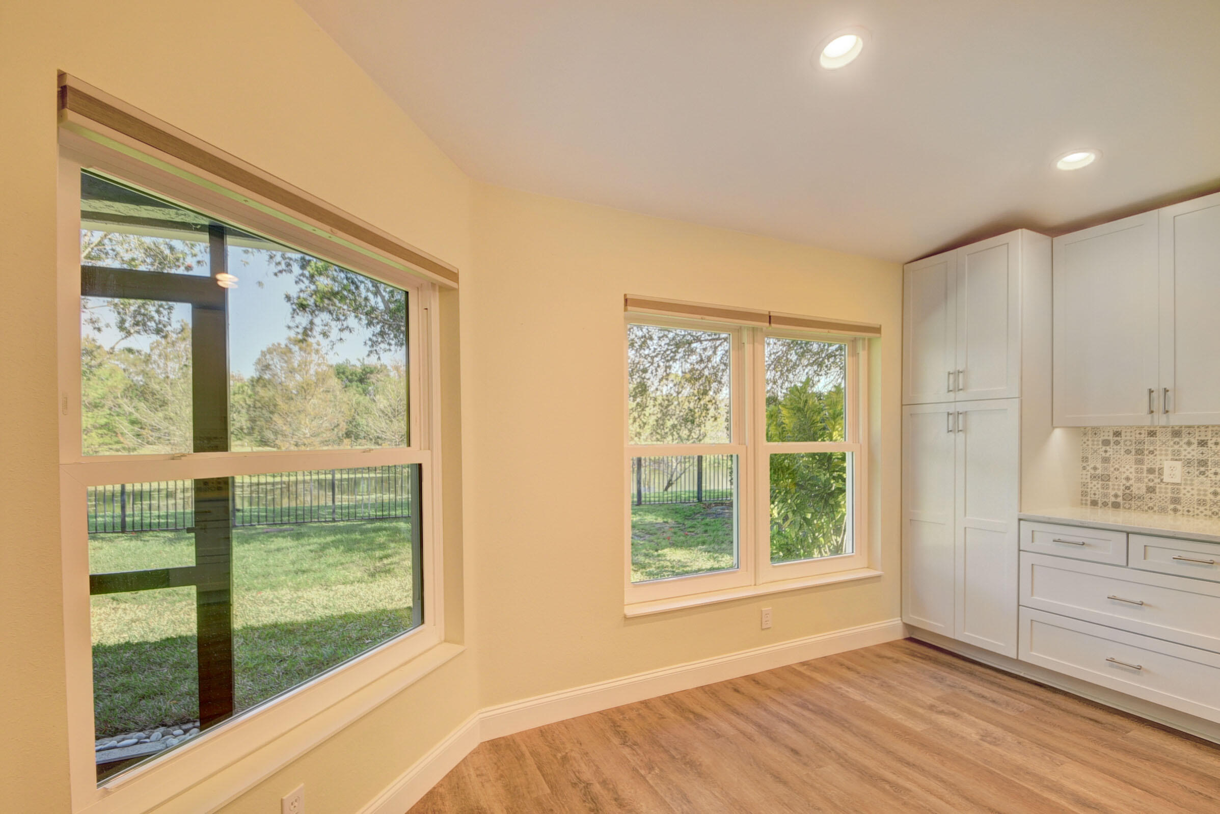 1616 S Club Drive