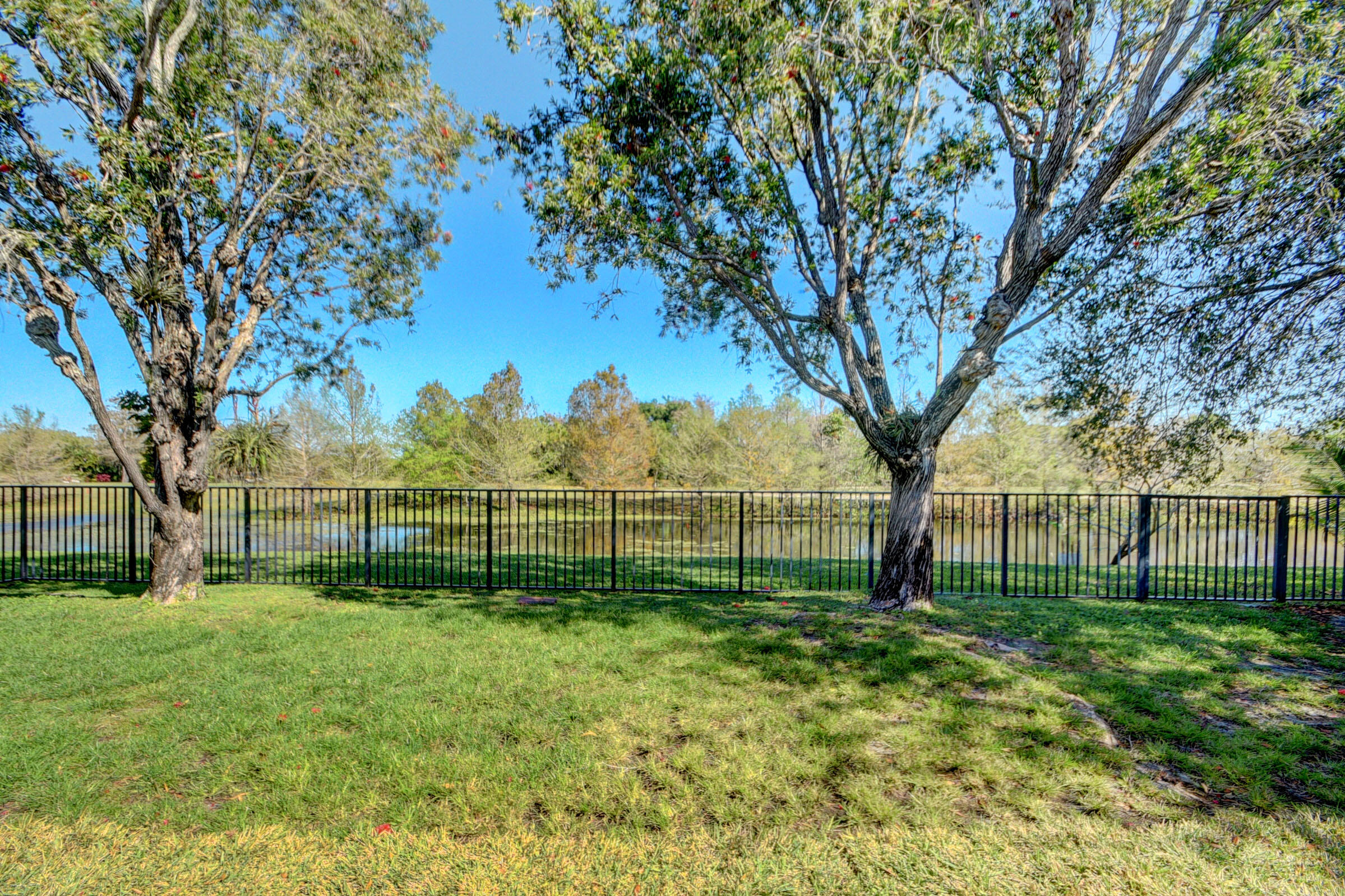 1616 S Club Drive