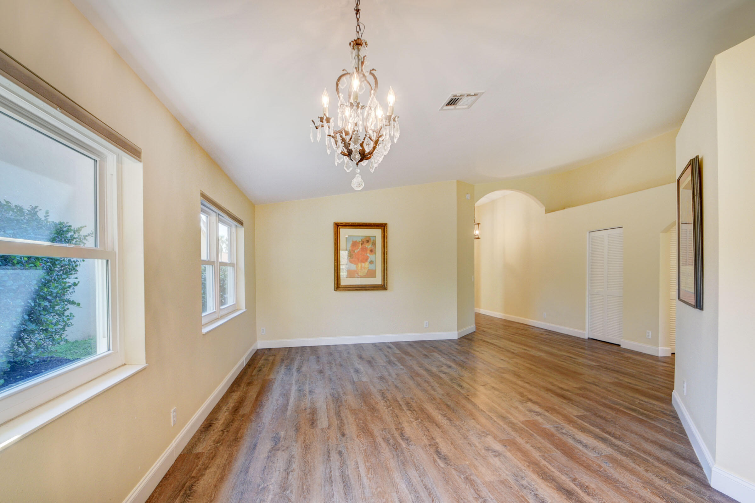 1616 S Club Drive