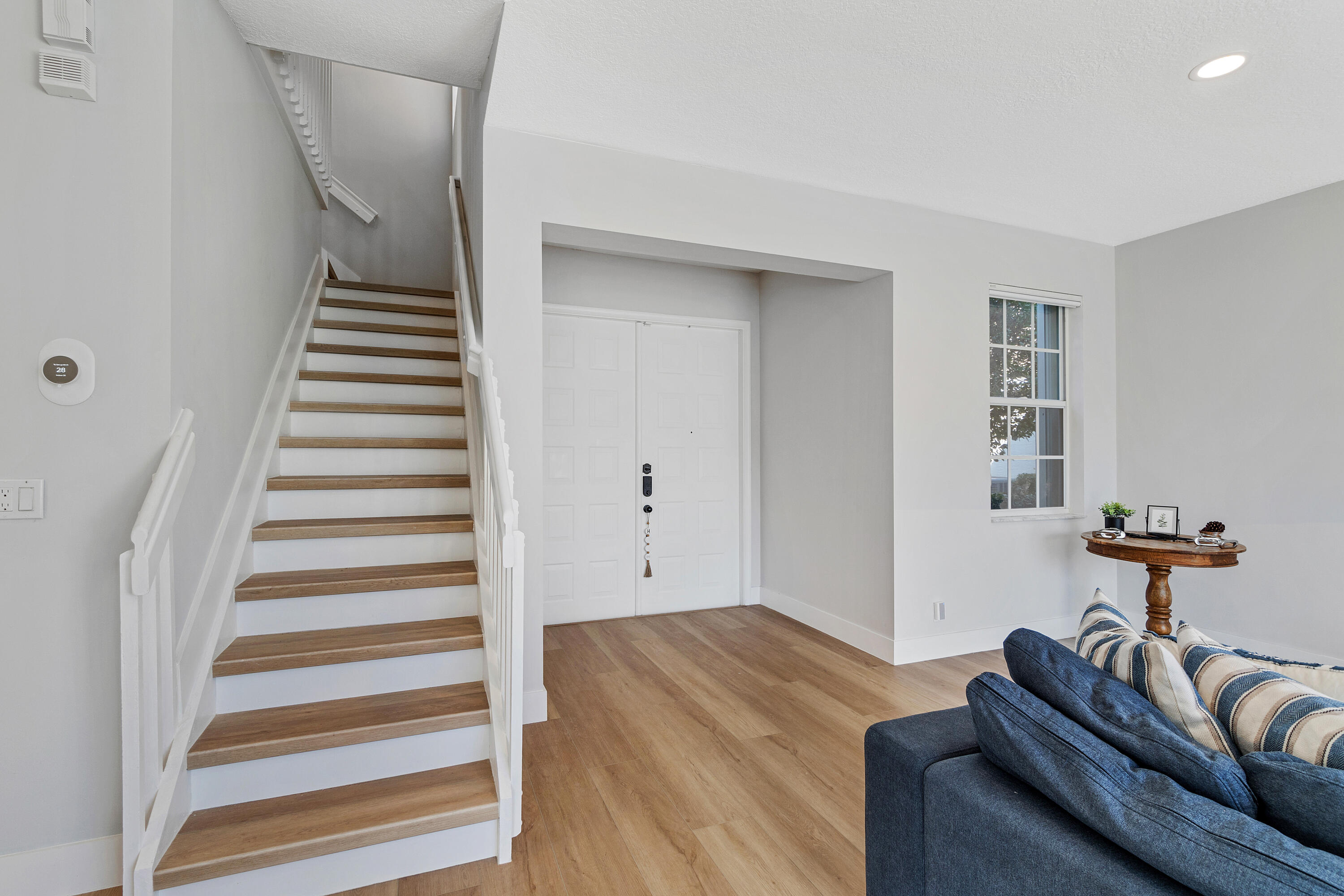 152 Kensington Way